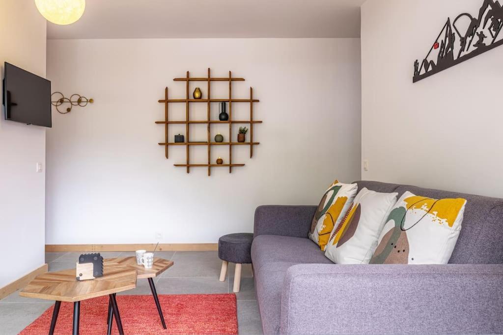 Clos Savoy - New Close To Center & Free Parking - By Cozee Apartment