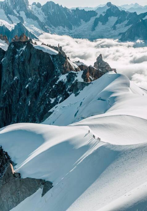Le Cristal - Close To The Slopes & Free Parking - By Cozee Apartment