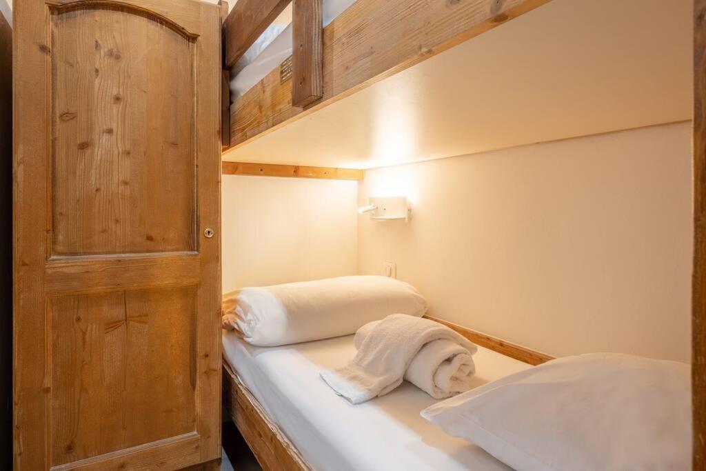 Le Cristal - Close To The Slopes & Free Parking - By Cozee