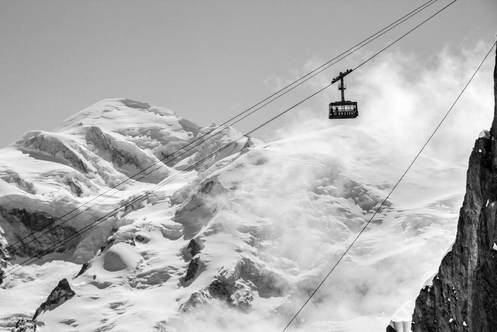 Le Cristal - Close To The Slopes & Free Parking - By Cozee * Chamonix