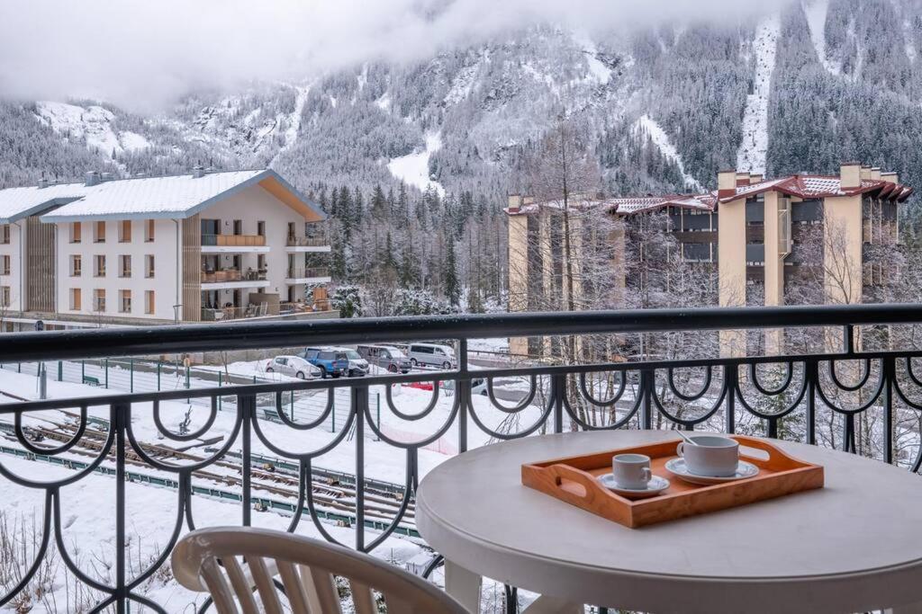 Le Cristal - Close To The Slopes & Free Parking - By Cozee Apartment *