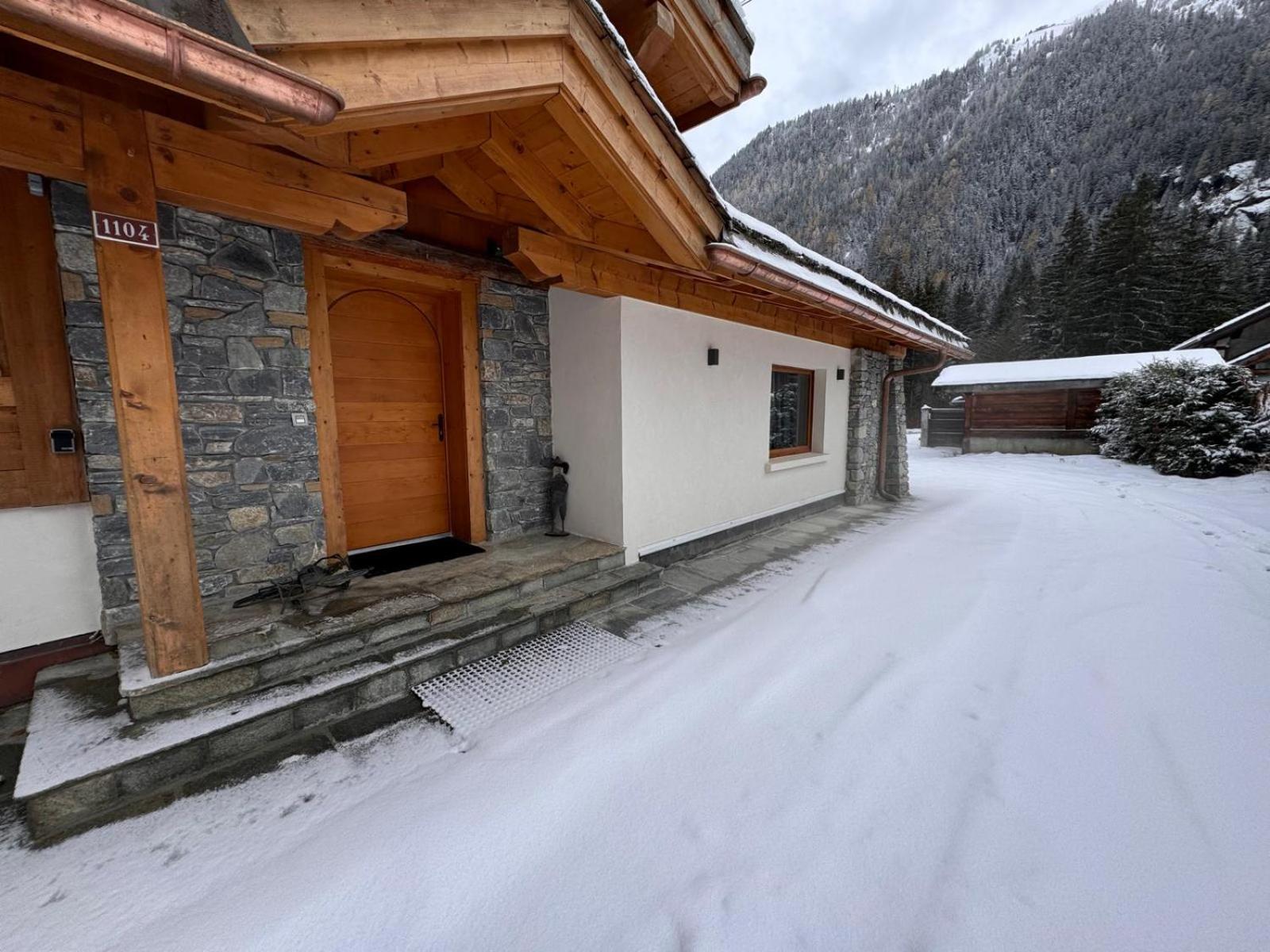 Chalet Amazing With Hot Tub Sauna And Panoramic View Chamonix