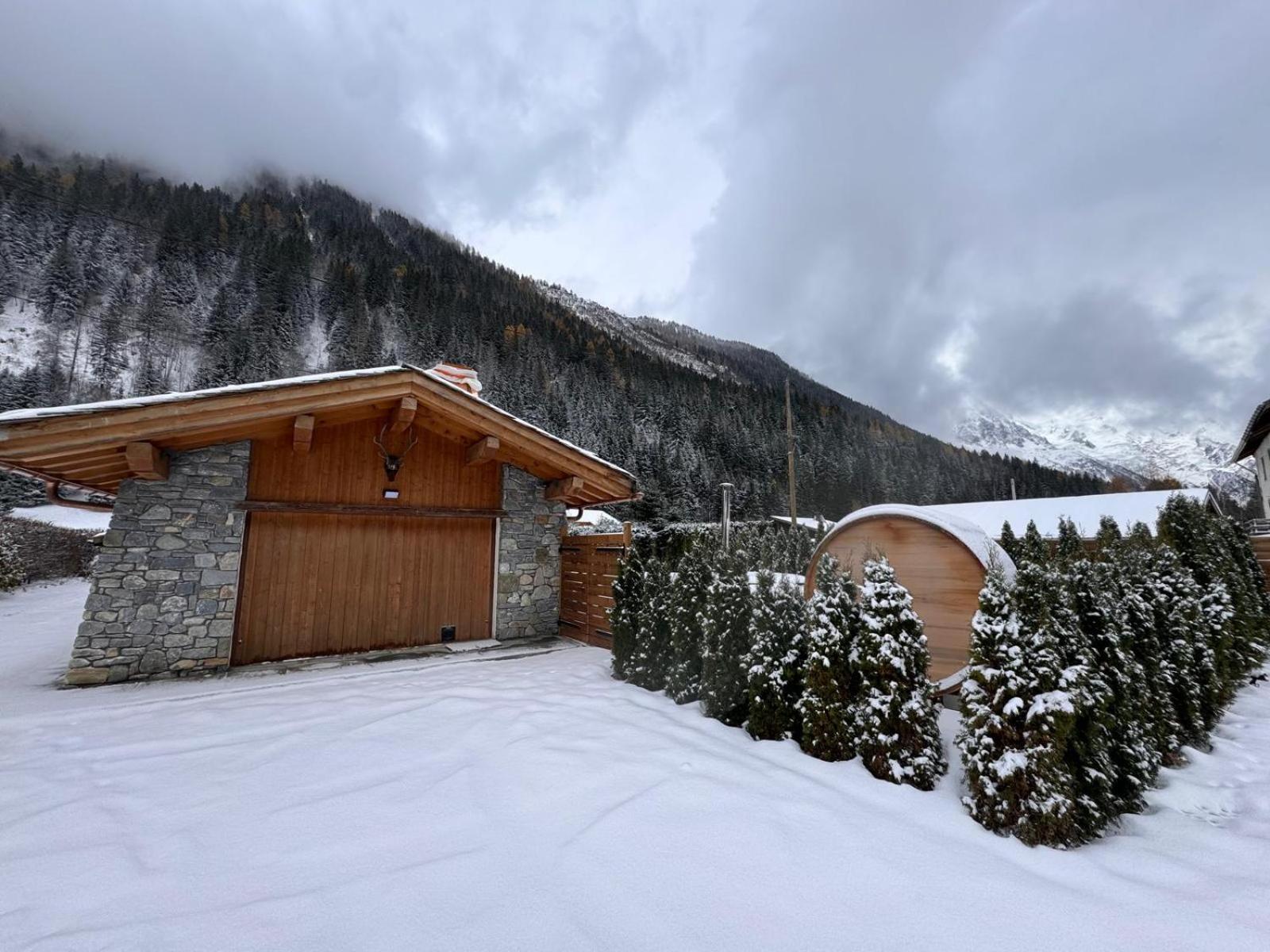 Amazing With Hot Tub Sauna And Panoramic View Chalet