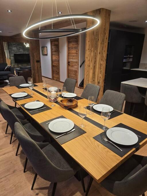Amazing With Hot Tub Sauna And Panoramic View Chalet Chamonix