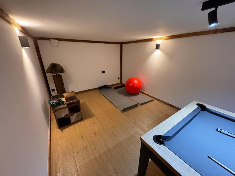 Amazing With Hot Tub Sauna And Panoramic View Chalet Chamonix