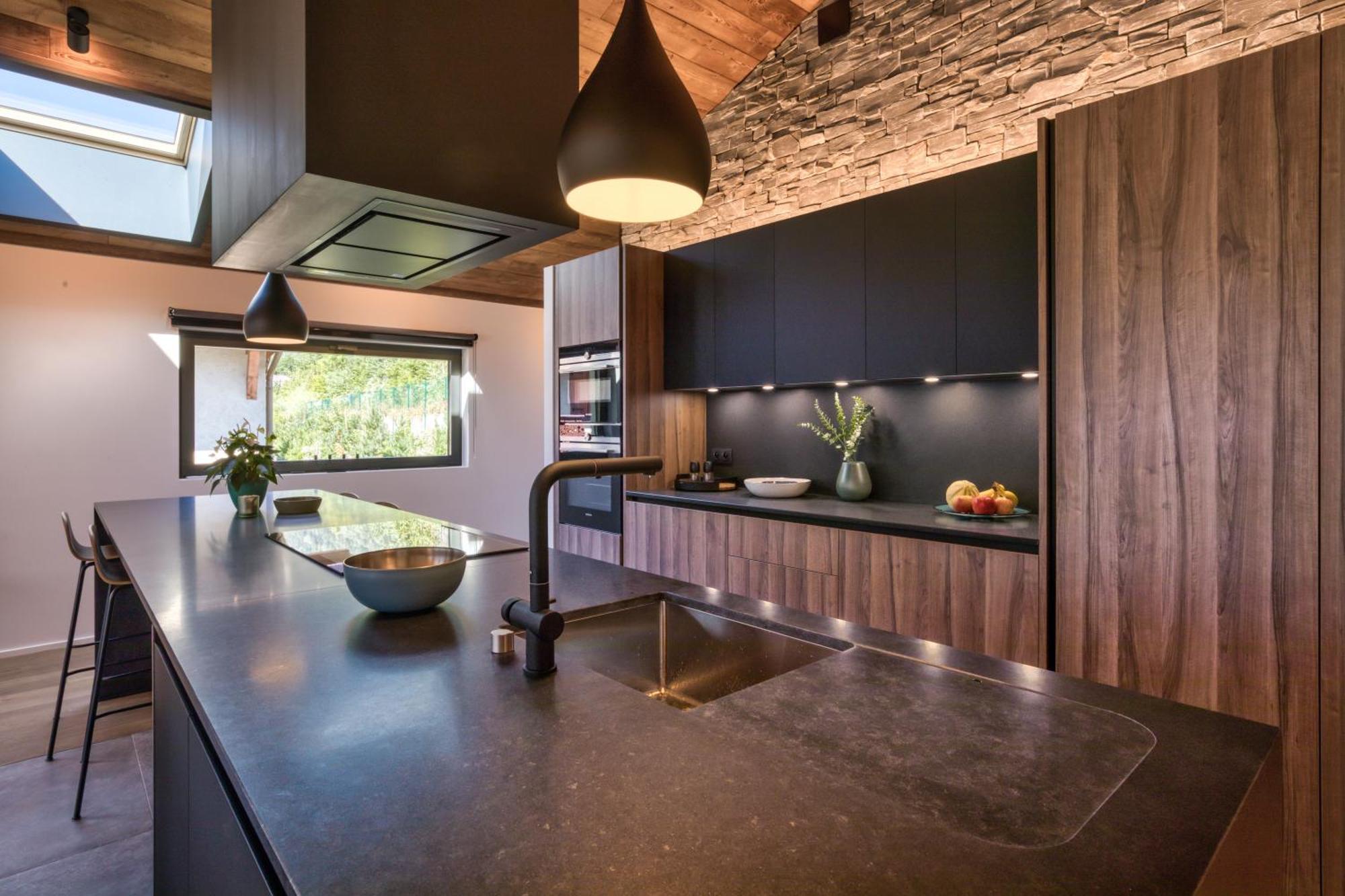Choucas - Modern Luxury - Heart Of *