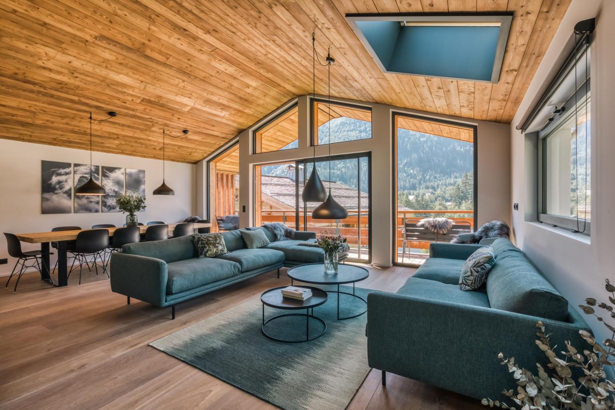Choucas - Modern Luxury - Heart Of *