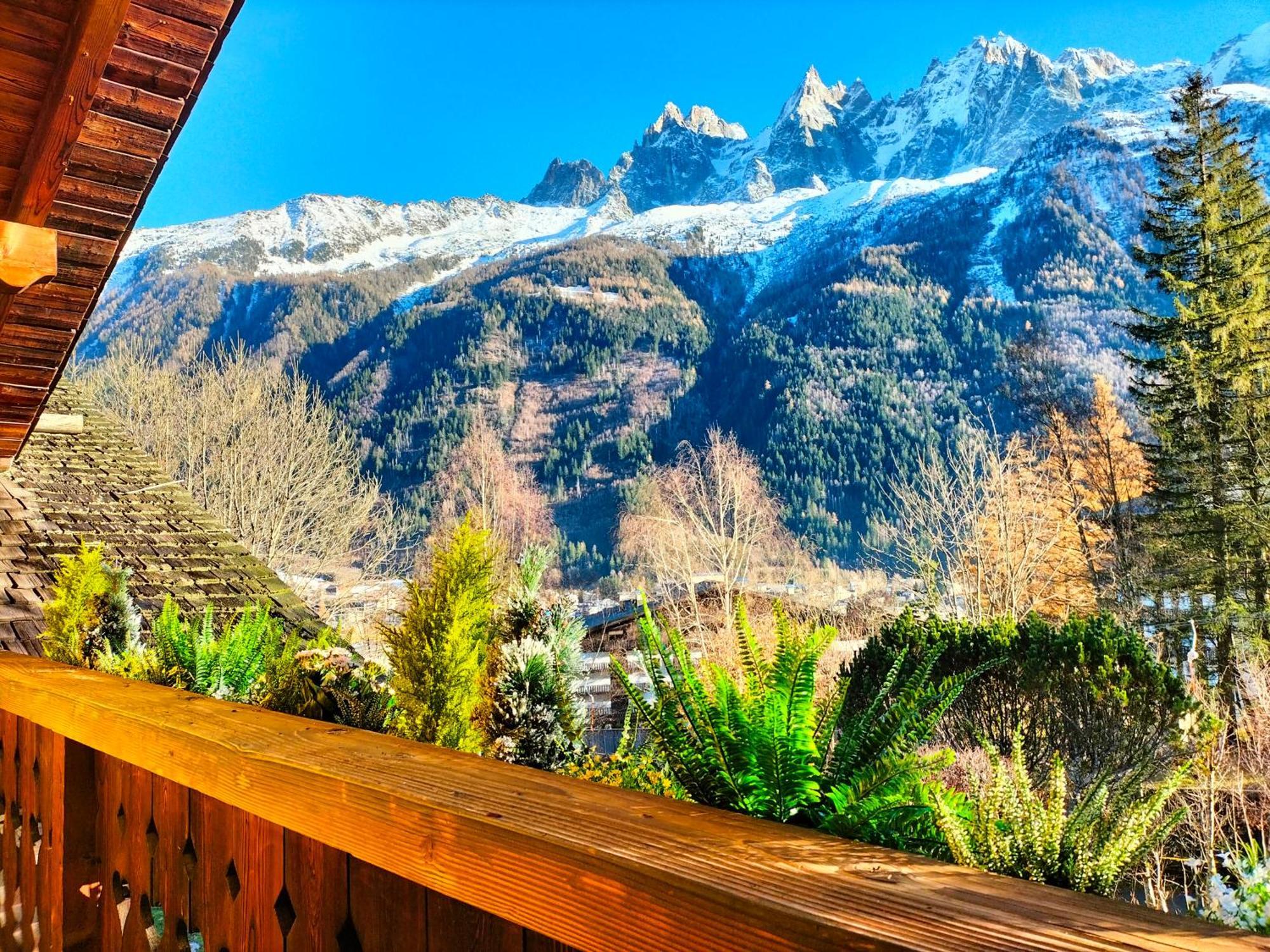 Three Bedroom Lemon Pit Chalet