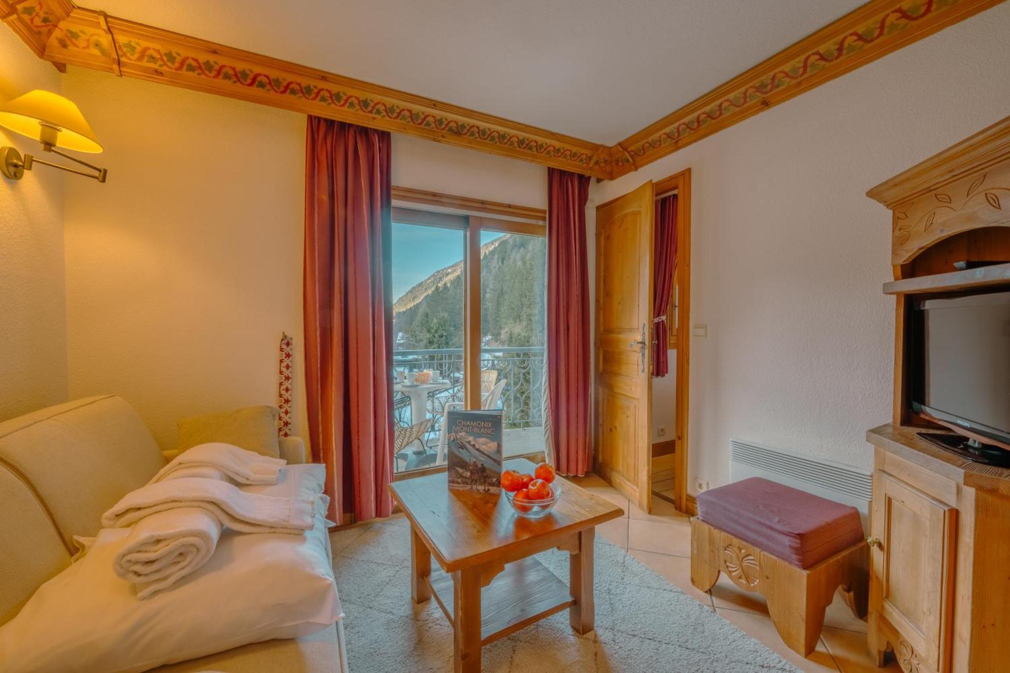 Apartment Mont Blanc View With Private Sauna - Cristal - Nant Blanc 14 - Happy Chamonix