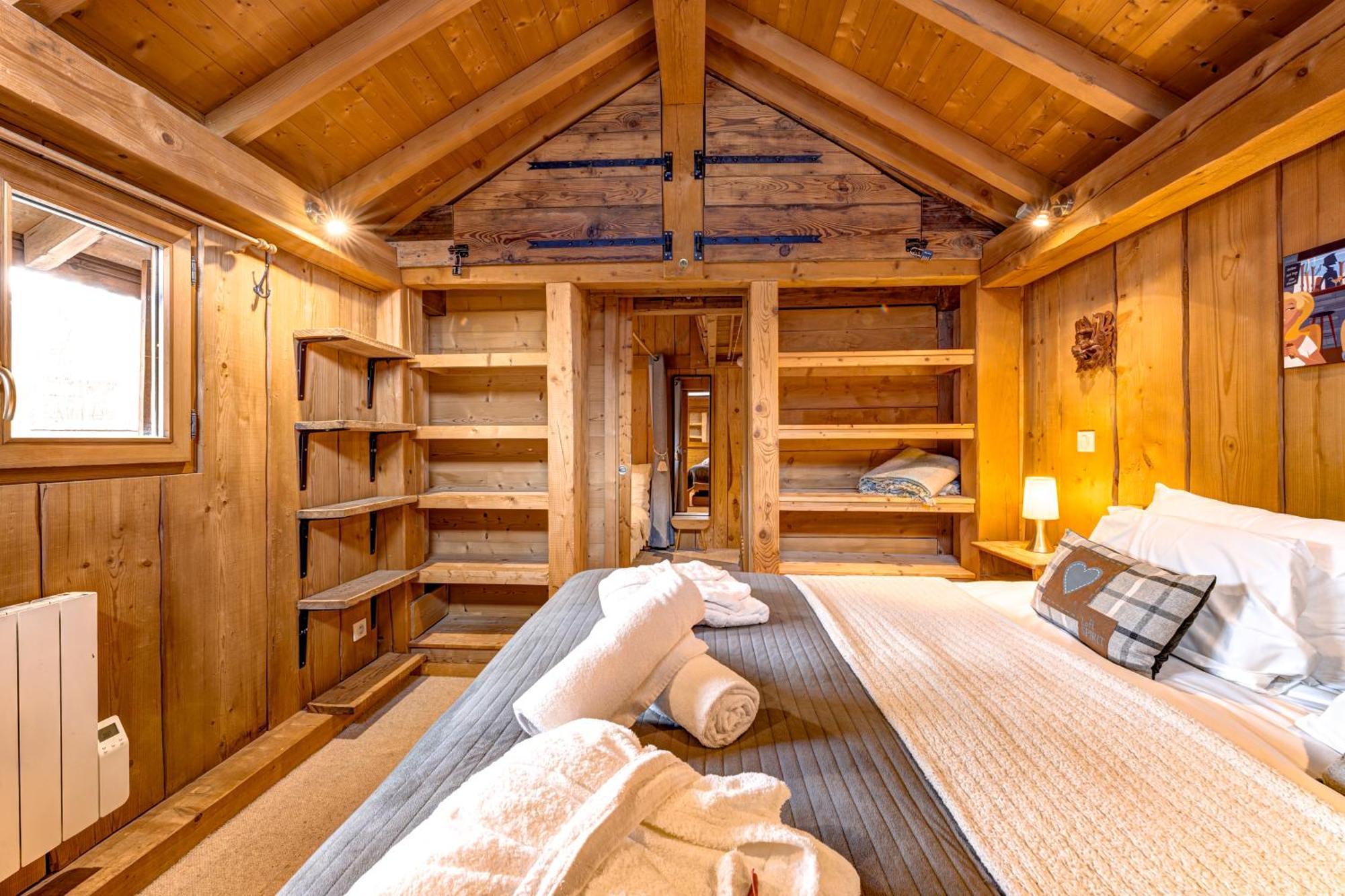Tiki - Hot Tub & Sauna Chalet *