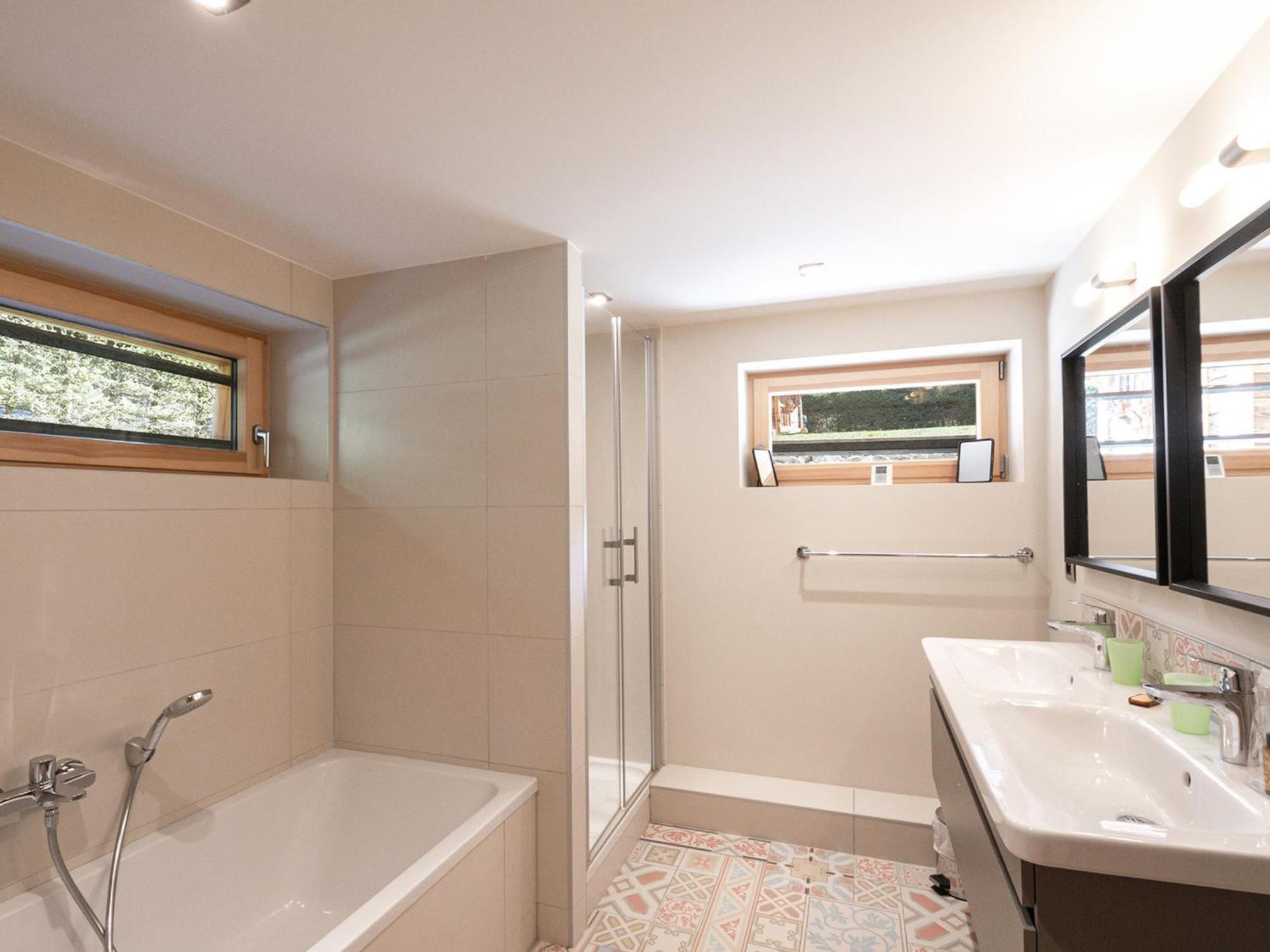 Superbe Avec Grand Jardin, 5 Chambres, Parking Et Wifi - Fr-1-343-177 * Chamonix