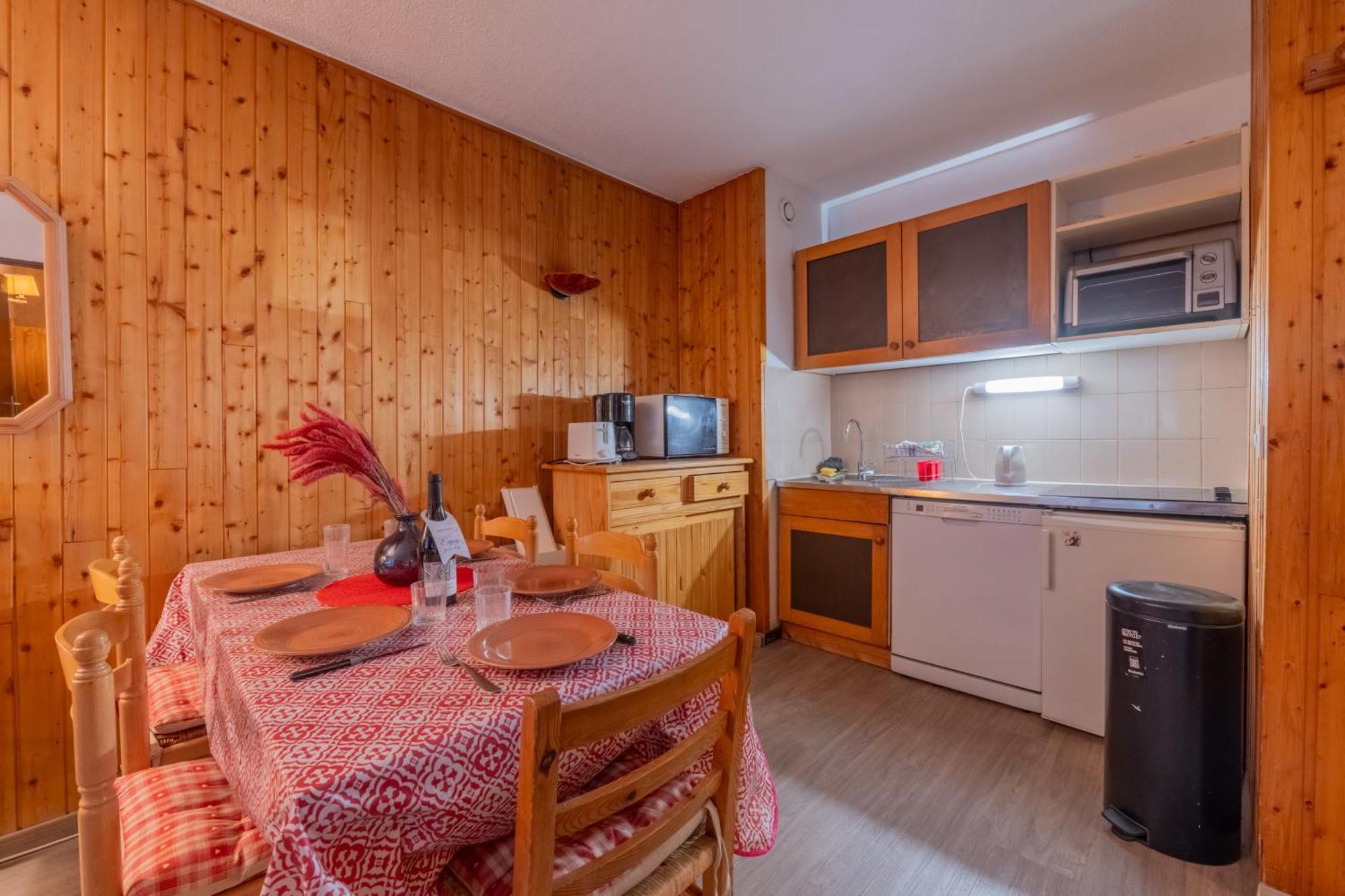 Apartment Sud - Triolet A106 - Happy *