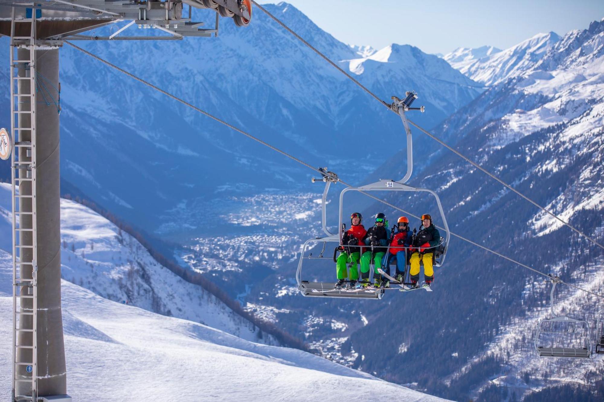 Le Au Tour In-ski Out - Happy Apartment Chamonix