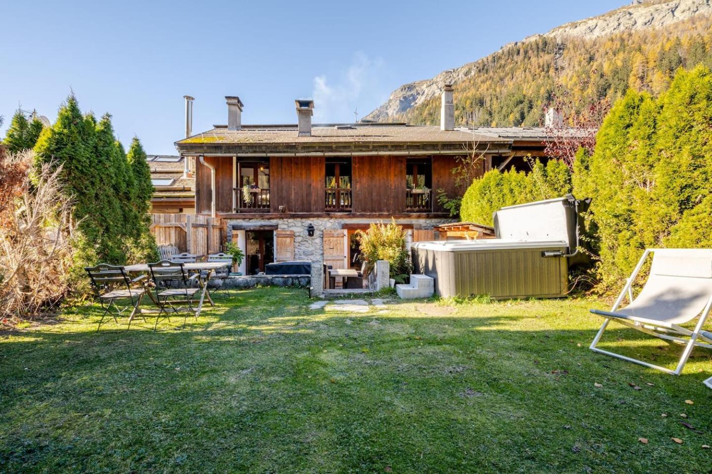 Marmotte Mountain Manor *