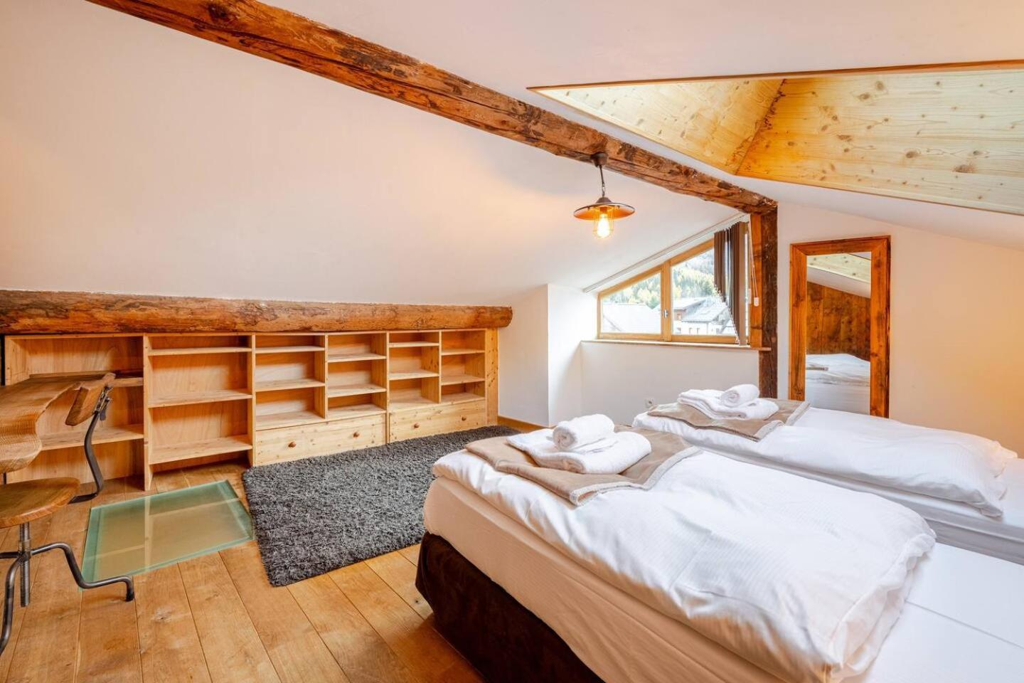 Lodge Marmotte Mountain Manor