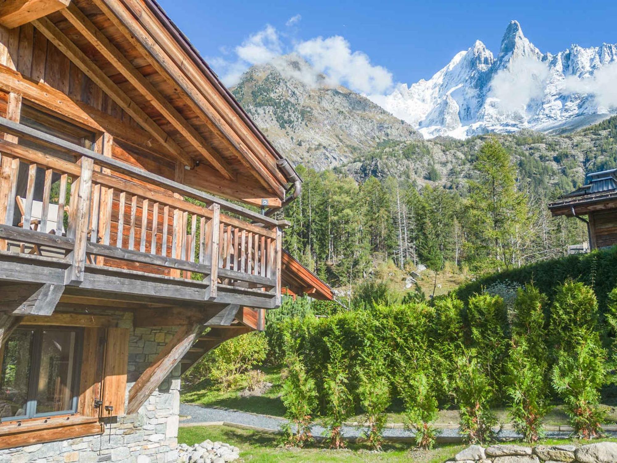 A Avec Sauna Et Jacuzzi - Fr-1-343-253 Chalet