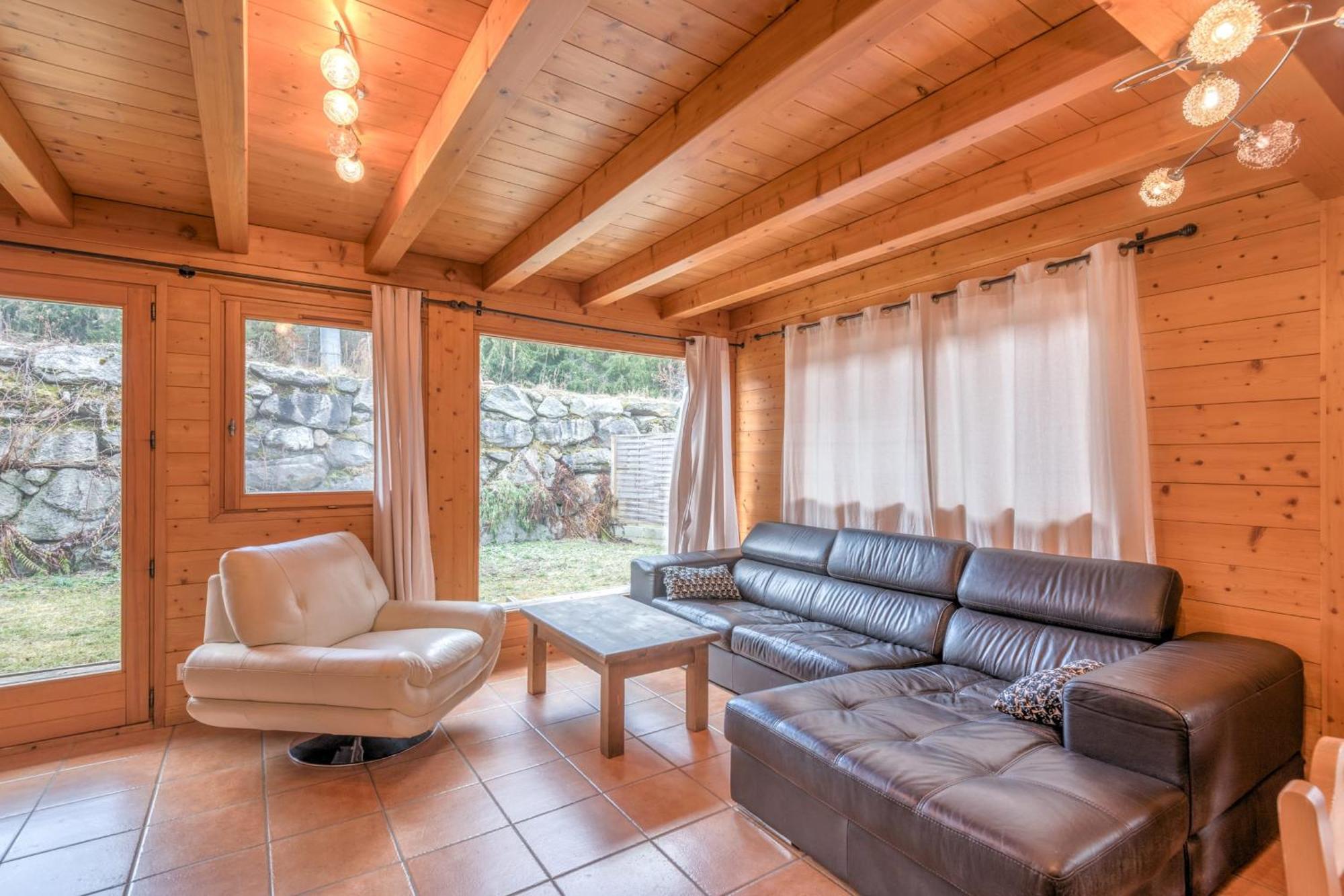 Chalet Hideaway 1 - Welkeys *