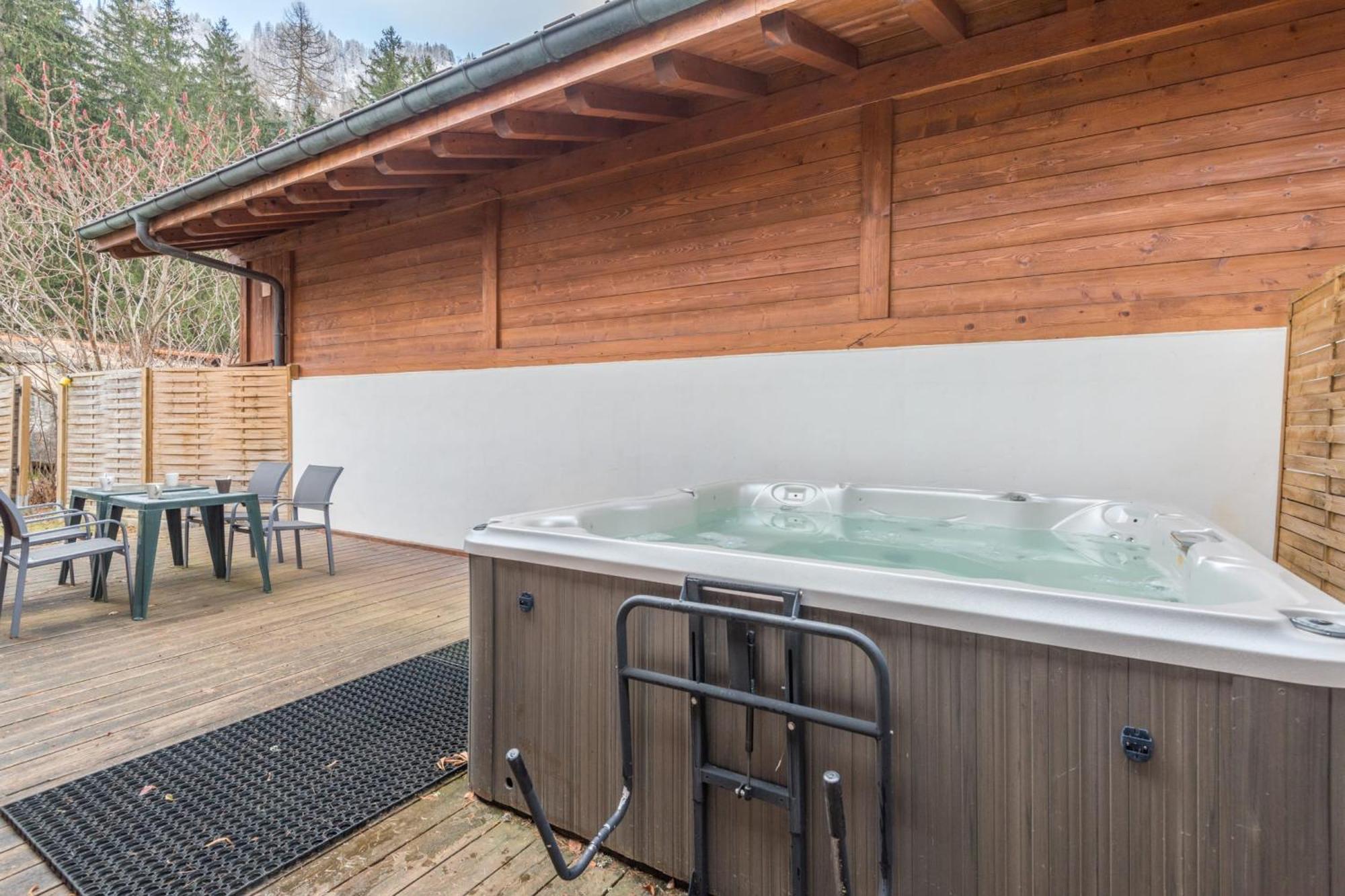 Hideaway 1 - Welkeys Chalet *