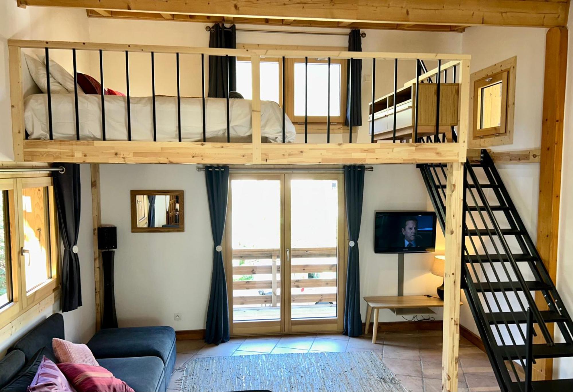 Apartment Private Loft Apartment,