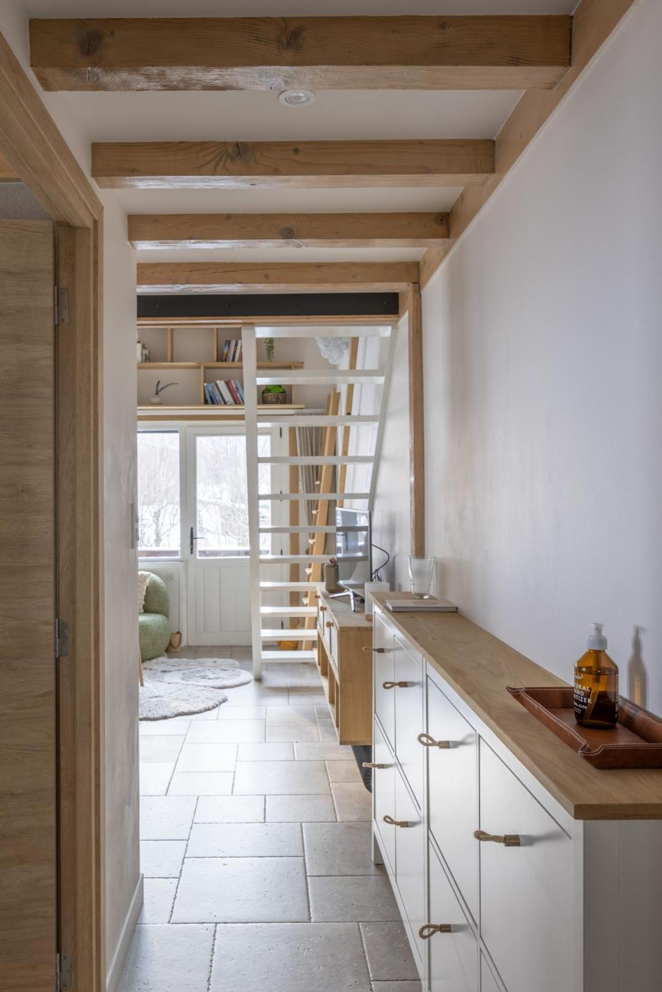 1 Bedroom Mezzanine Appartement
