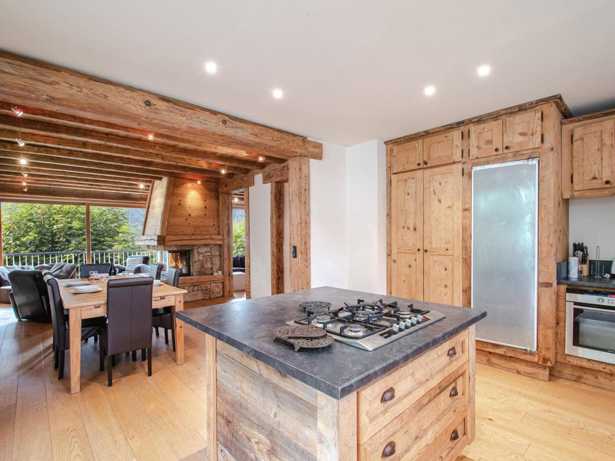 De 115m² Avec Terrasse Et Cheminee A Chamonix-mont-blanc, Proche Centre Et Telepherique - Fr-1-343-178 Apartment Chamonix