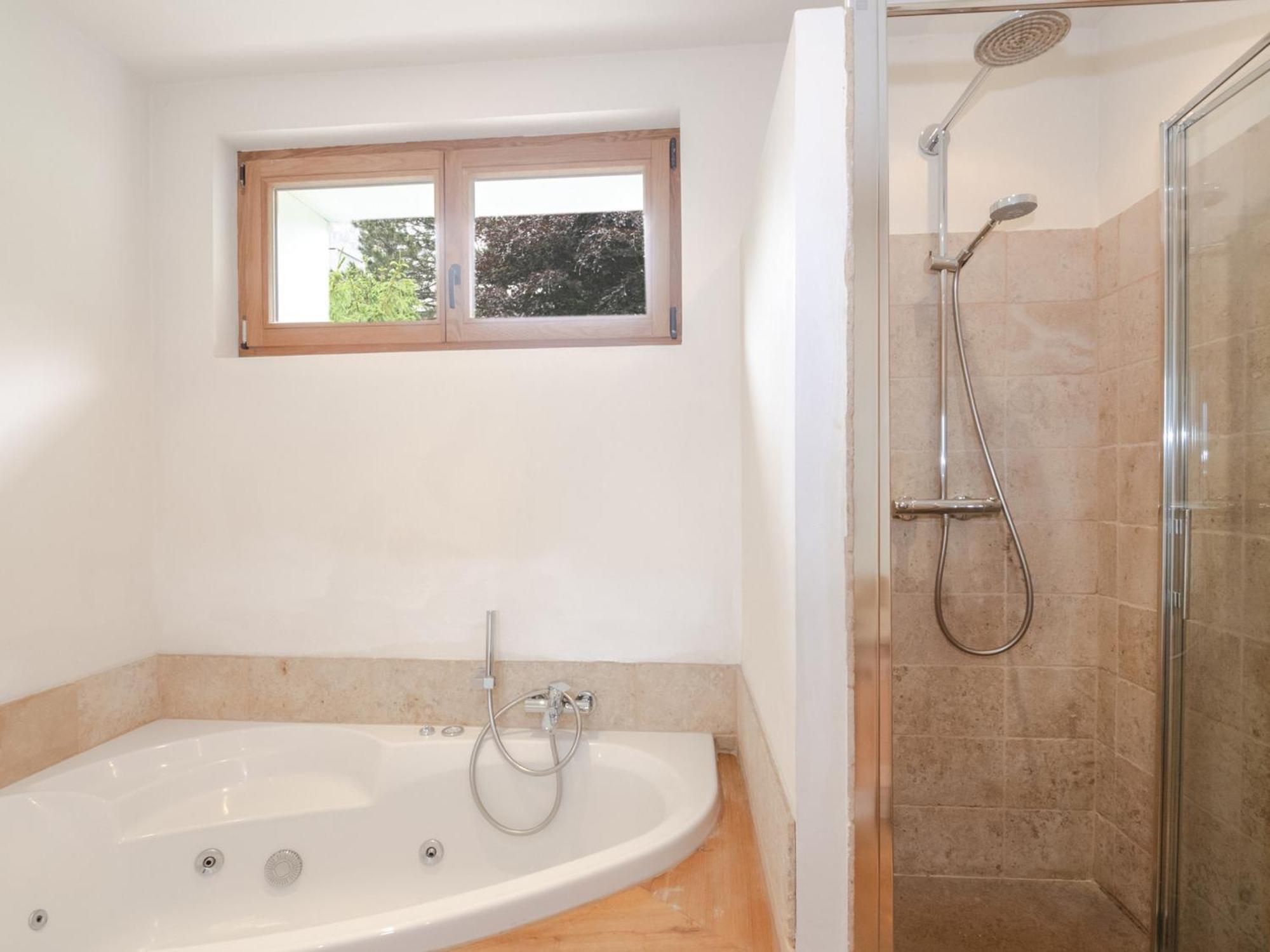 Apartment De 115m² Avec Terrasse Et Cheminee A Chamonix-mont-blanc, Proche Centre Et Telepherique - Fr-1-343-178 Chamonix