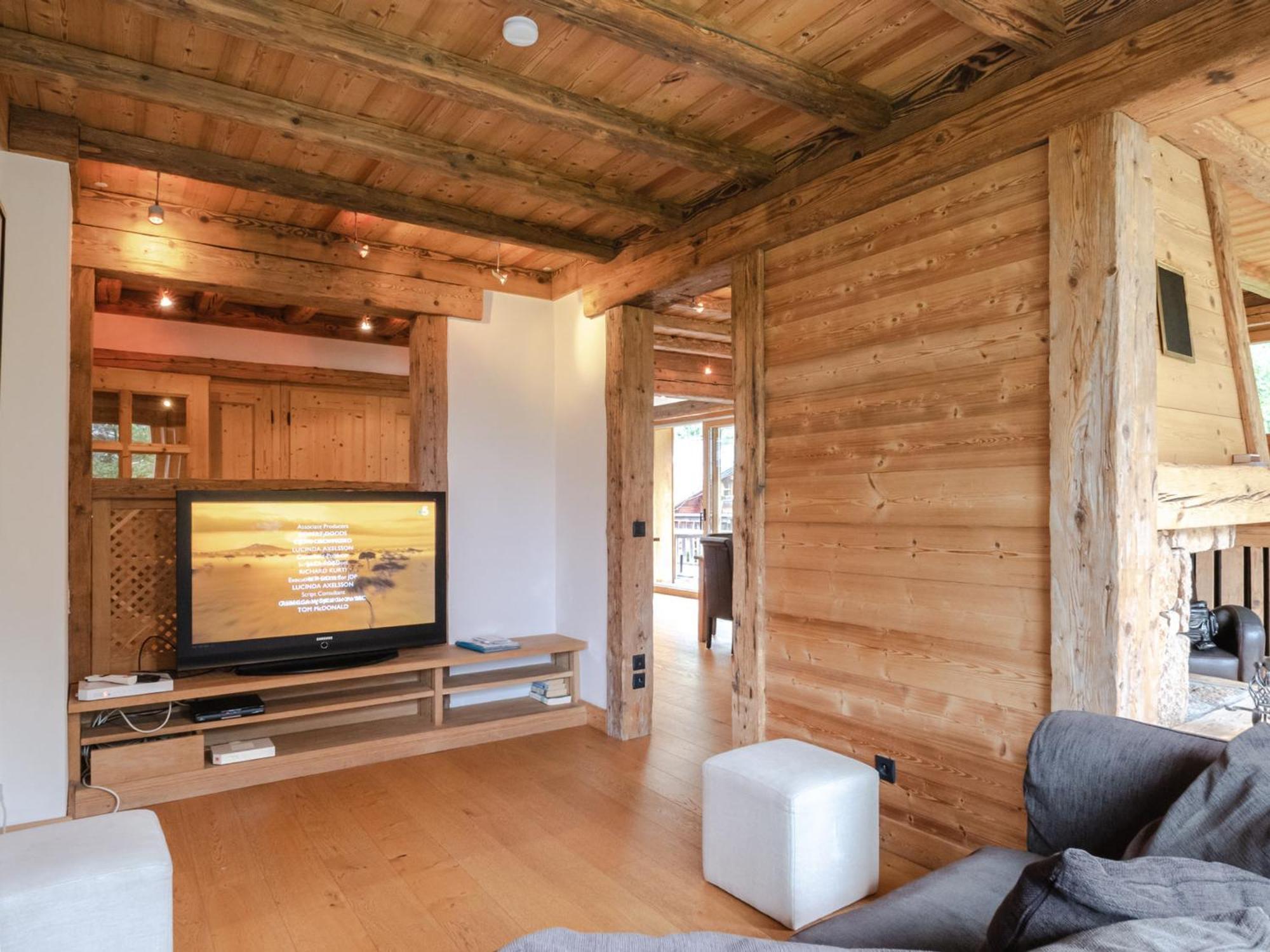 De 115m² Avec Terrasse Et Cheminee A Chamonix-mont-blanc, Proche Centre Et Telepherique - Fr-1-343-178 Chamonix