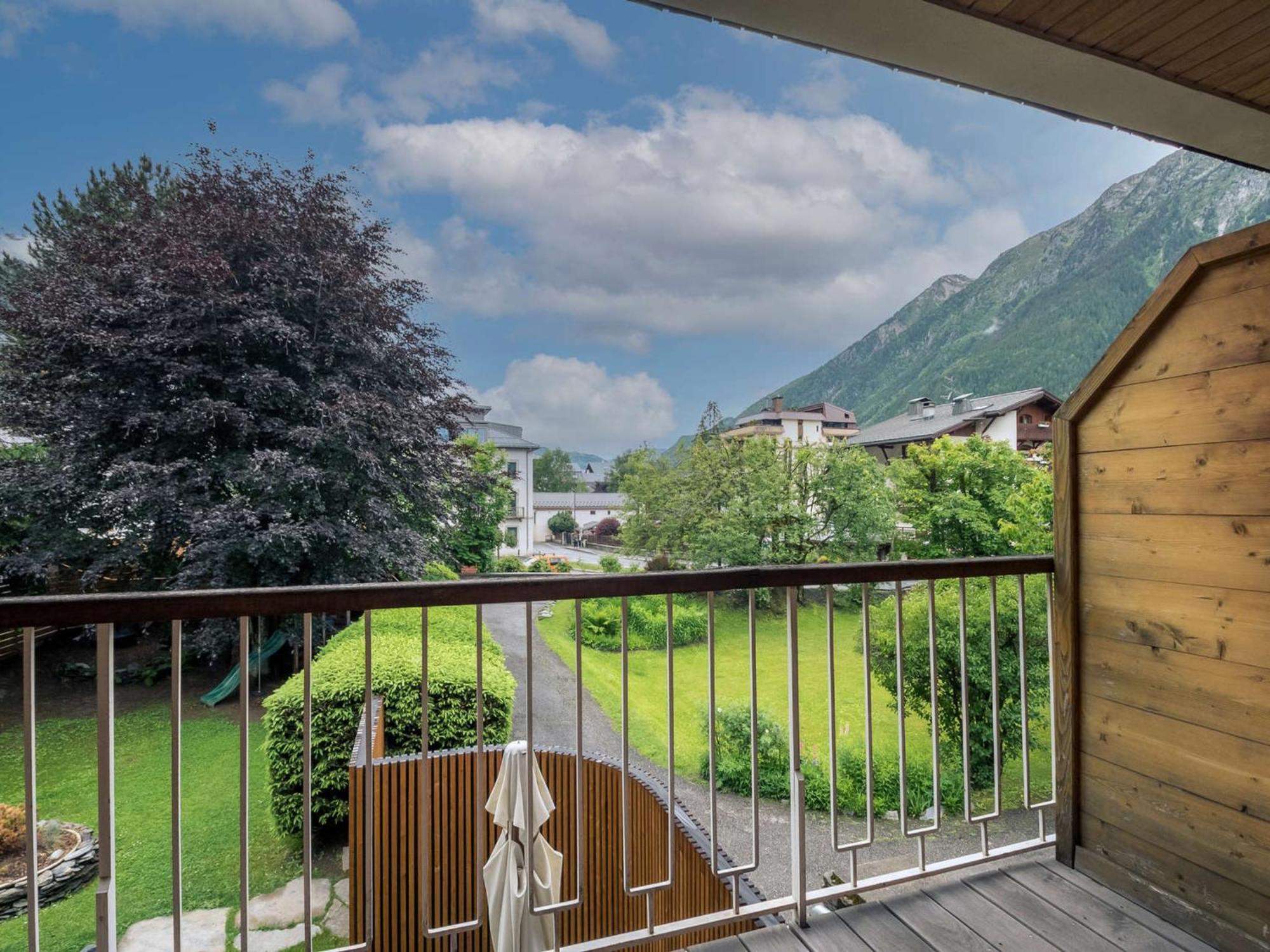 De 115m² Avec Terrasse Et Cheminee A Chamonix-mont-blanc, Proche Centre Et Telepherique - Fr-1-343-178 Apartment Chamonix