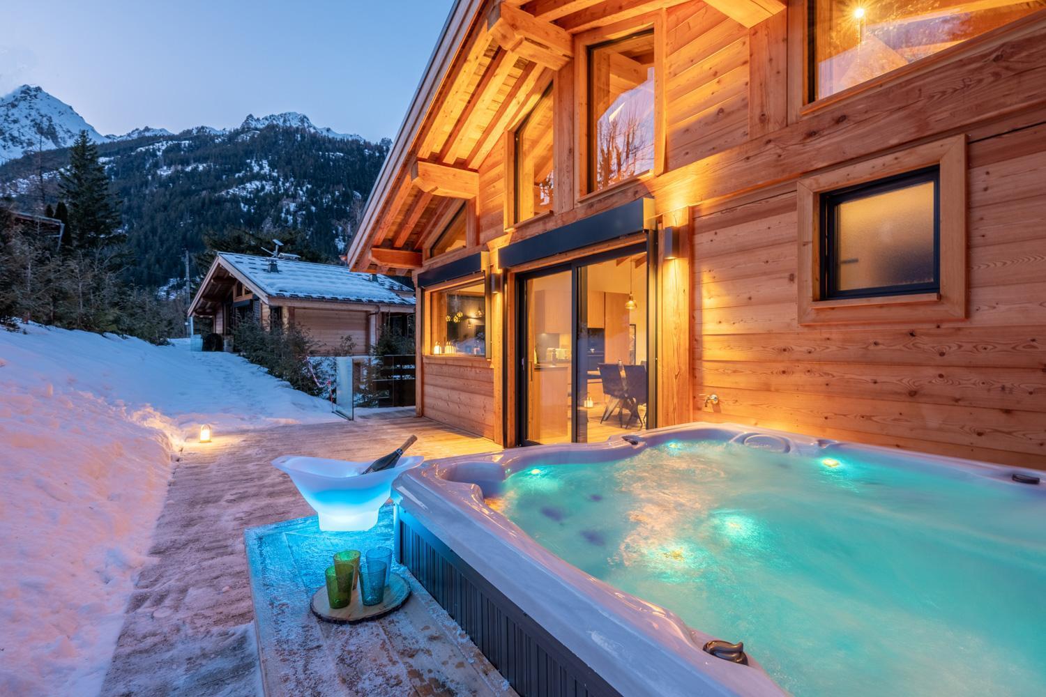 Seven Summits - Pool - Sauna - Jacuzzi - By Cozee Chamonix