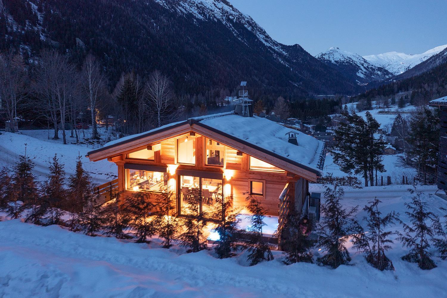 Chalet Seven Summits - Pool - Sauna - Jacuzzi - By Cozee *