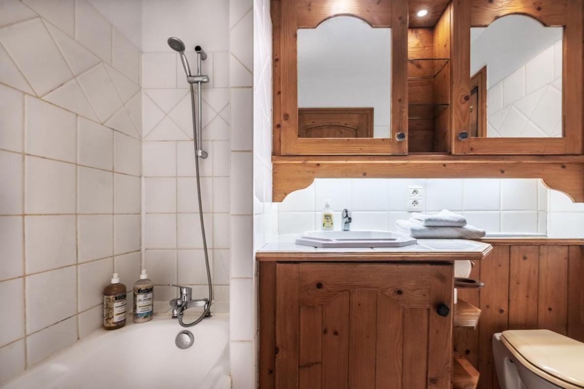 Le Cristal Mt10 - - Close To Lift - Freeparking Apartment