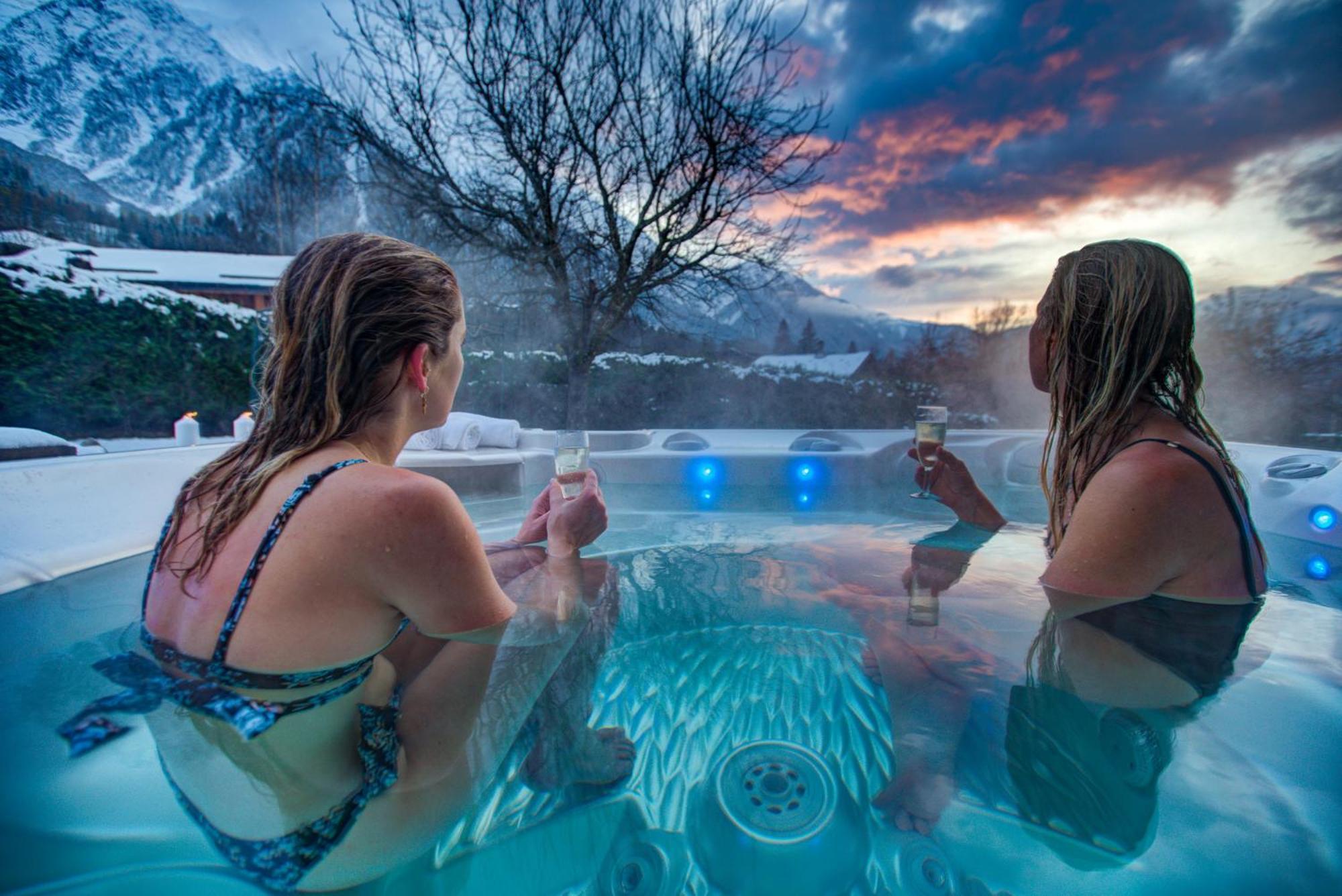 Tiki - Hot Tub & Sauna *