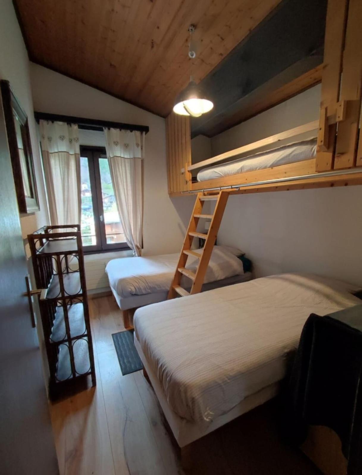 Apartment Charming T3 With Terrace In *