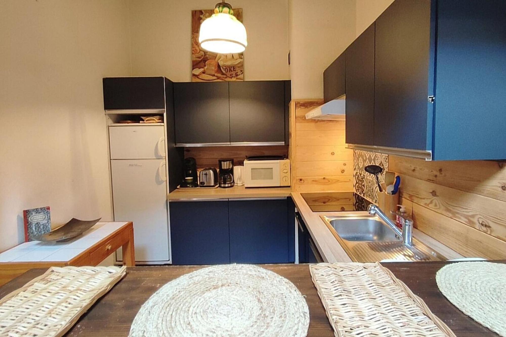 Apartment Charming T3 With Terrace In *