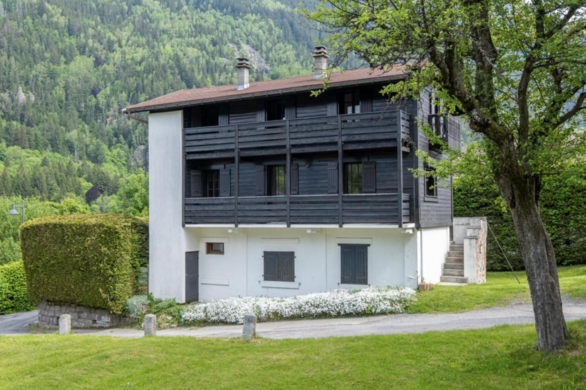 Cozy Big With Spectacular Mont-blanc View Chalet Chamonix