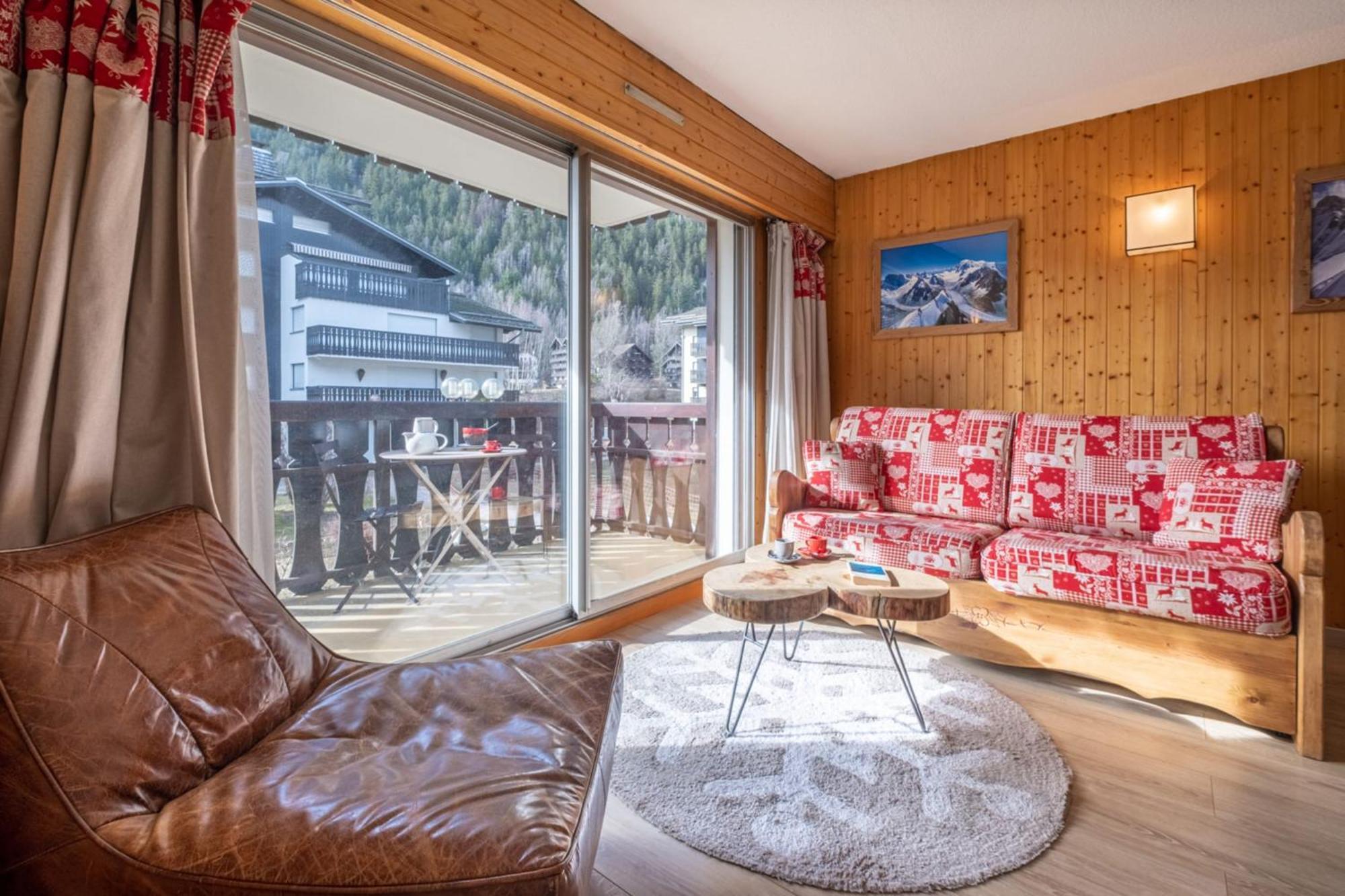 Beautiful 50m With 2 Balconies And Mountain View Chamonix