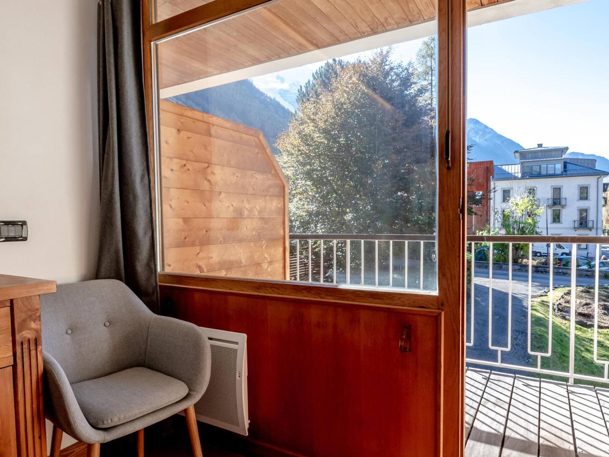 Apartment Chaleureux 4 Pers Avec Terrasse Et Wifi, Centre - Fr-1-343-222 *
