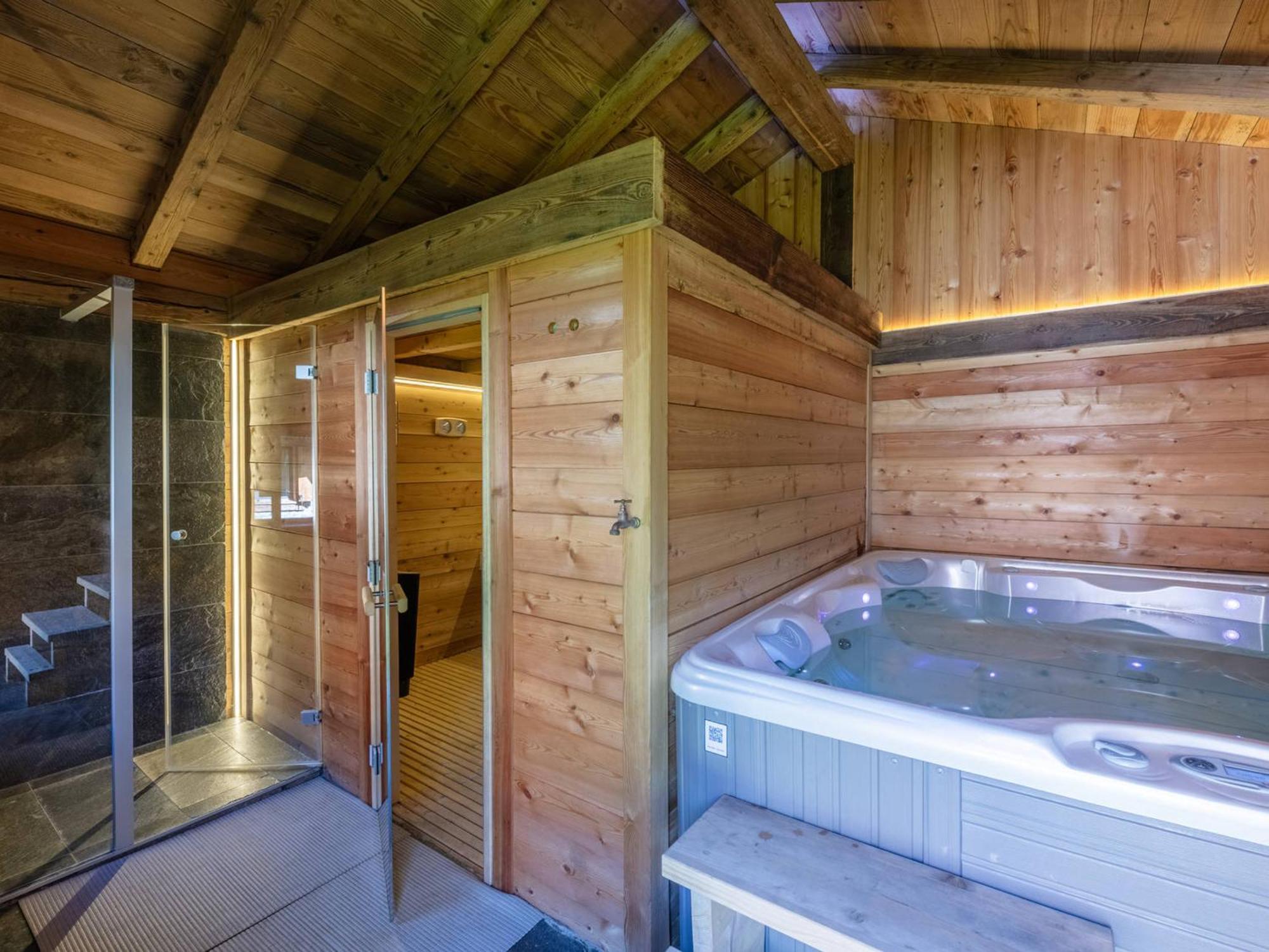 A Avec Sauna Et Jacuzzi - Fr-1-343-253 Chamonix