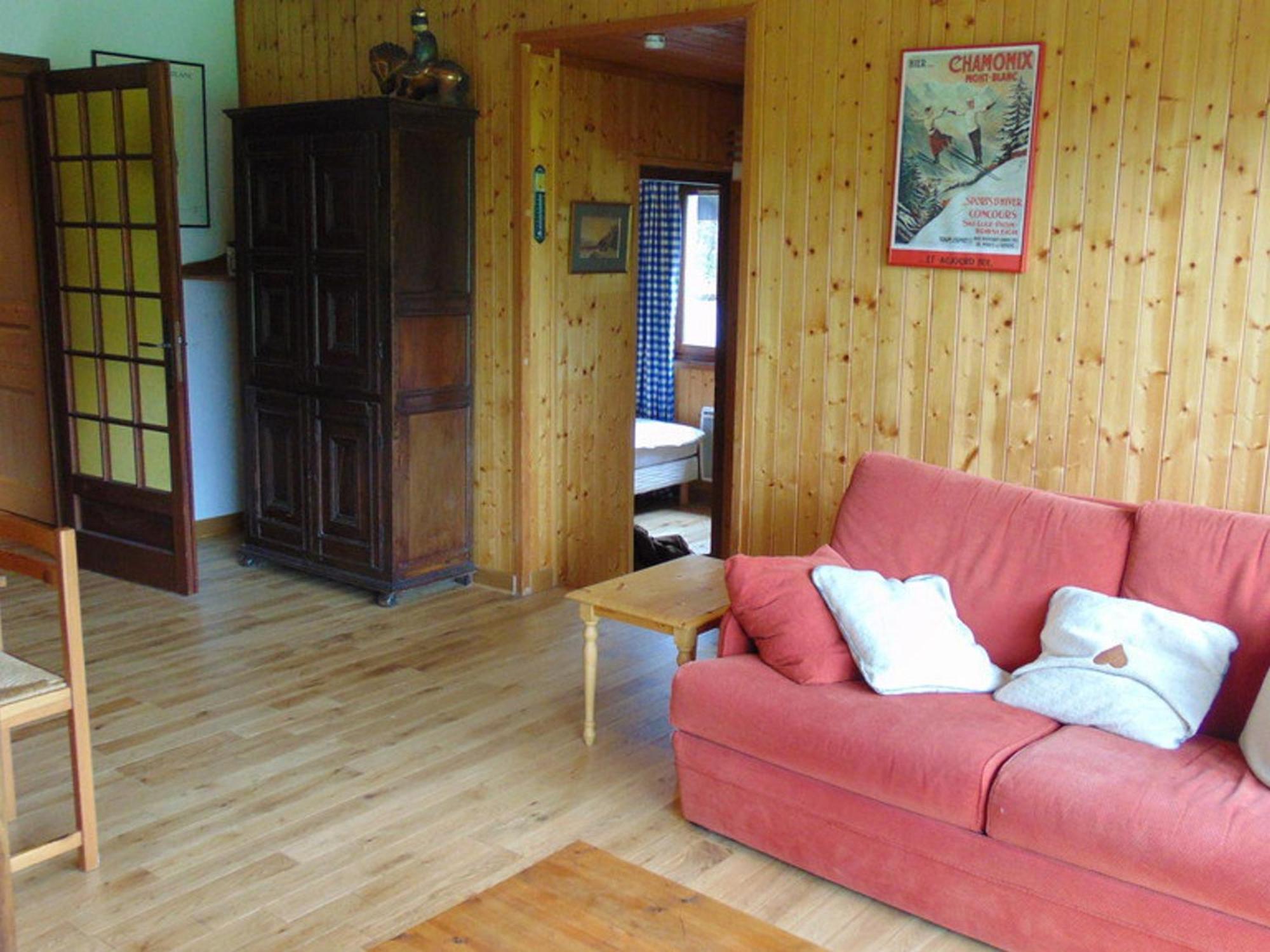 Apartment De 65m² Pour 6 Pers, Terrasse, Parking, Animaux Admis - Fr-1-517-38