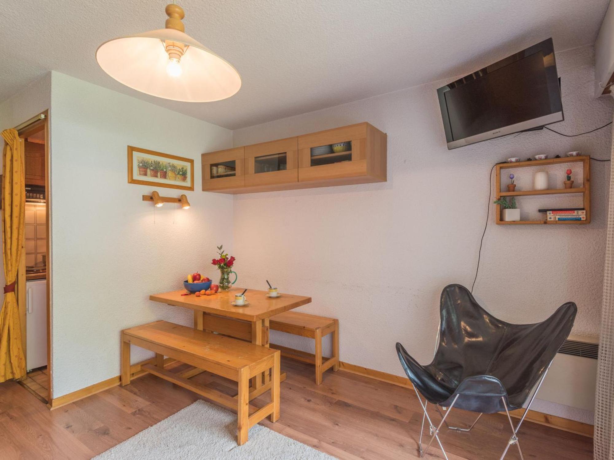Chamonix, 4 Pers, Proche Pistes, Balcon, Parking, Animaux Admis - Fr-1-517-32 *