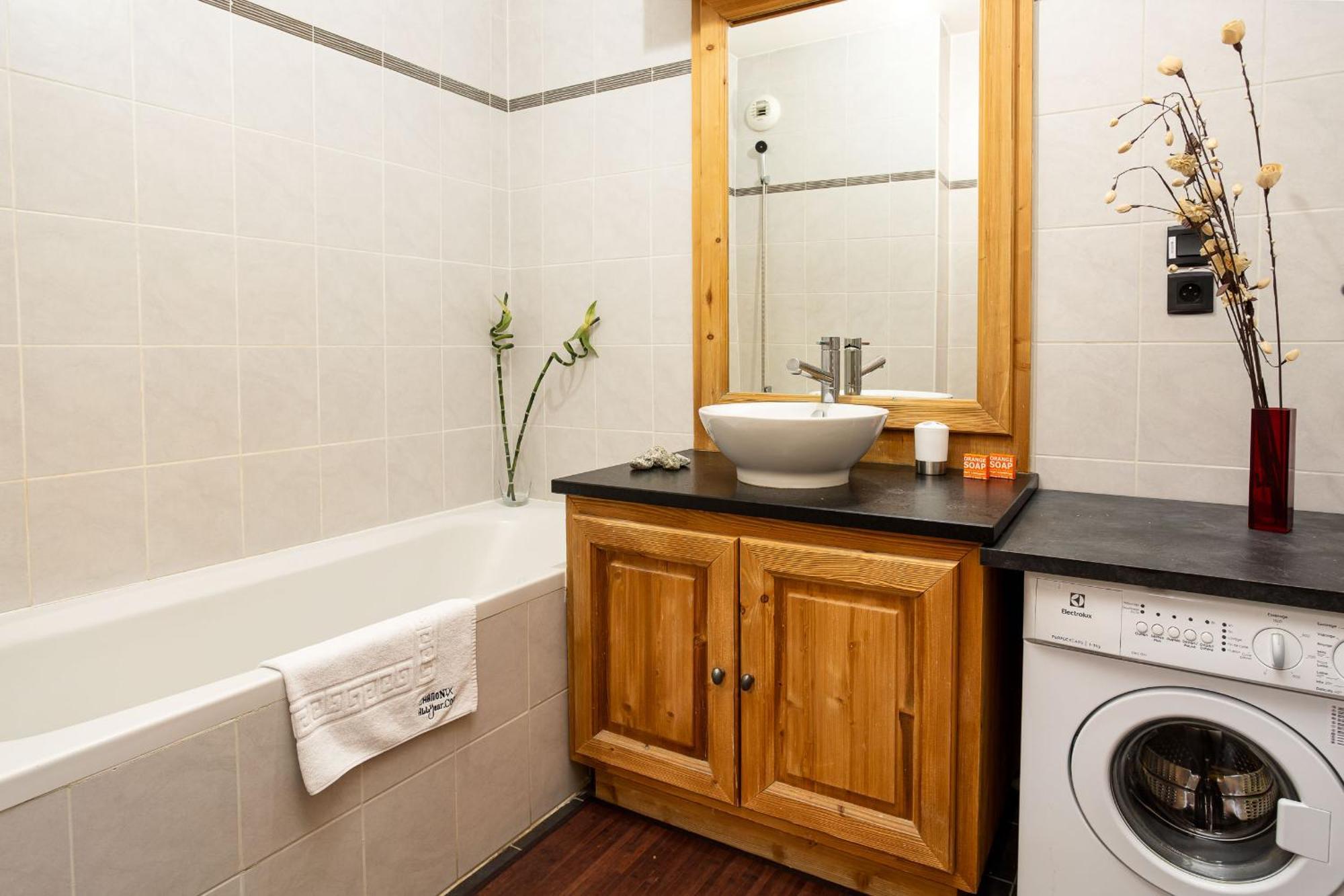 Apartment Le Paradis 15 - Year