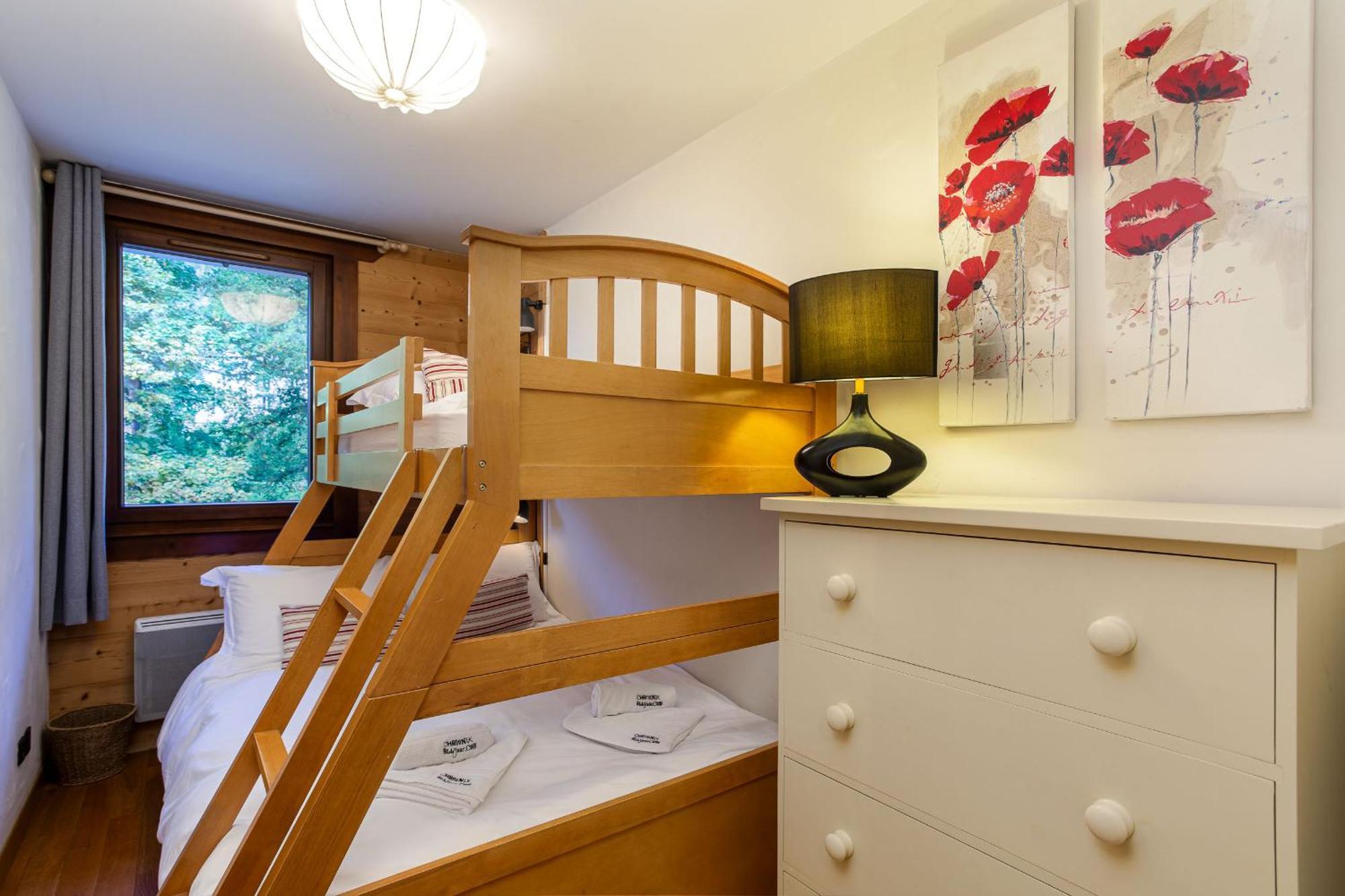 Le Paradis 15 - Year Apartment *