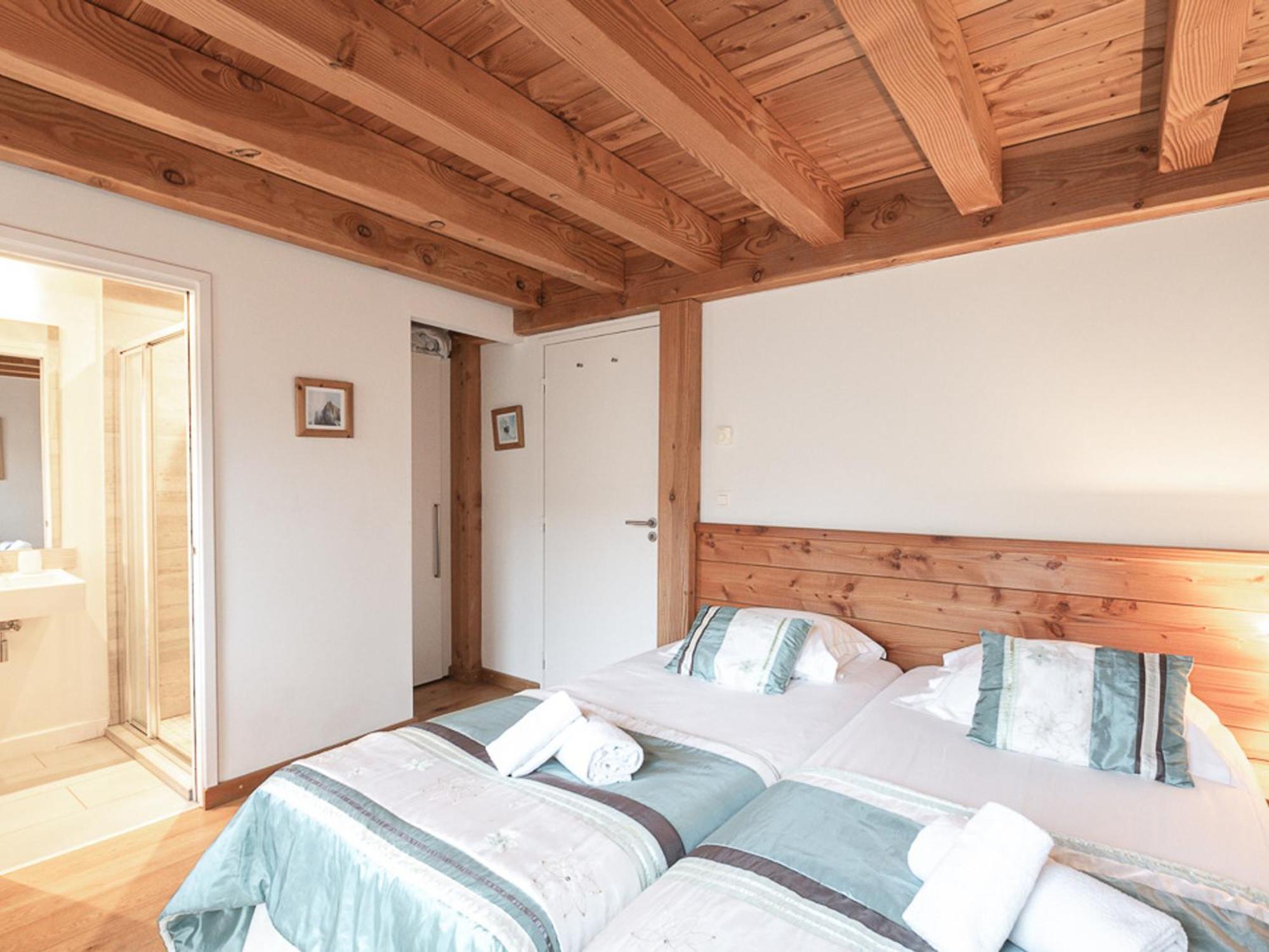 Chalet Argentière, 5 Pièces, 8 Personnes - Fr-1-343-184 *