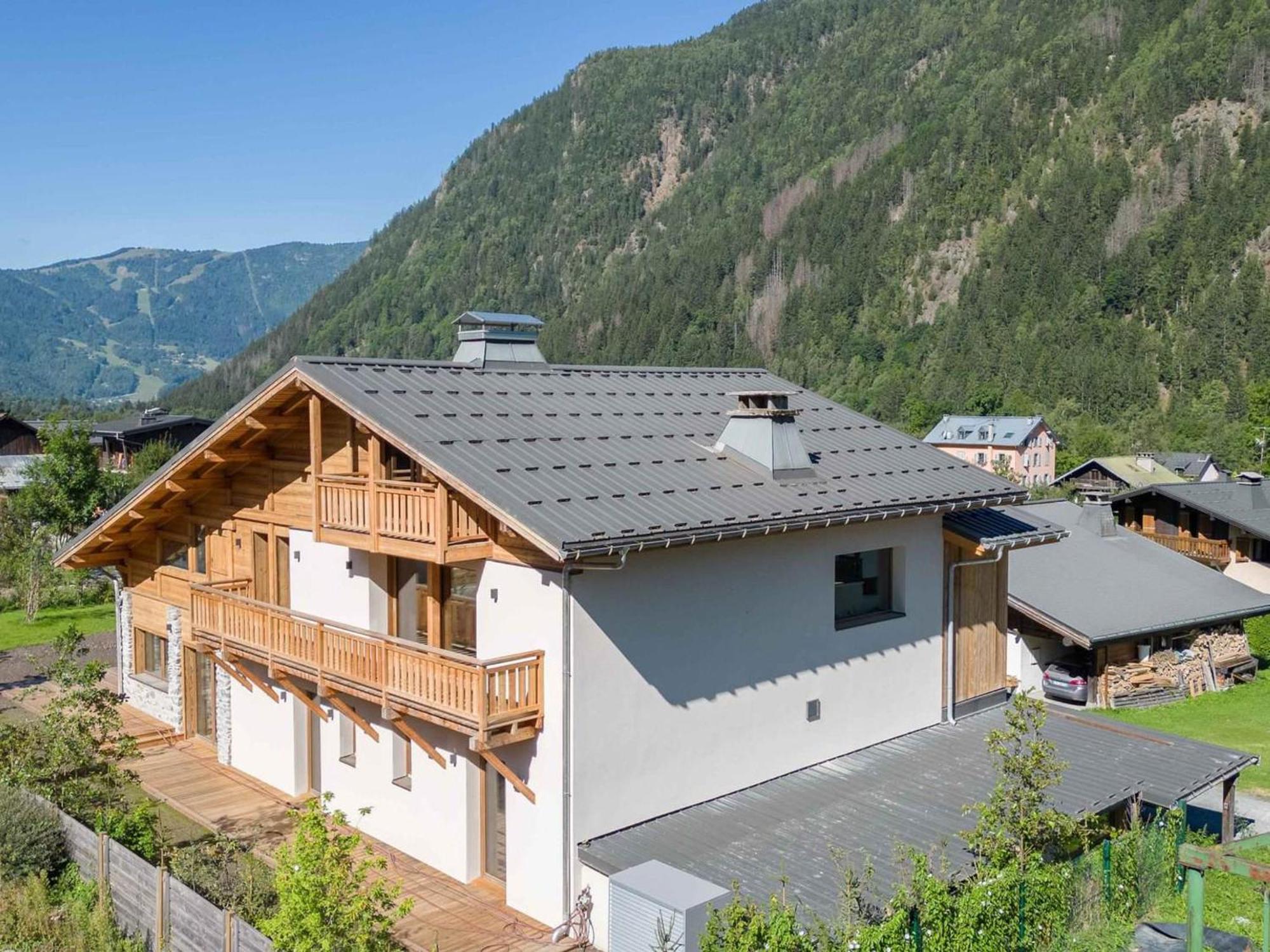 Chalet De Luxe Avec Piscine Interieure Et Sauna, Proche - Fr-1-343-261 *