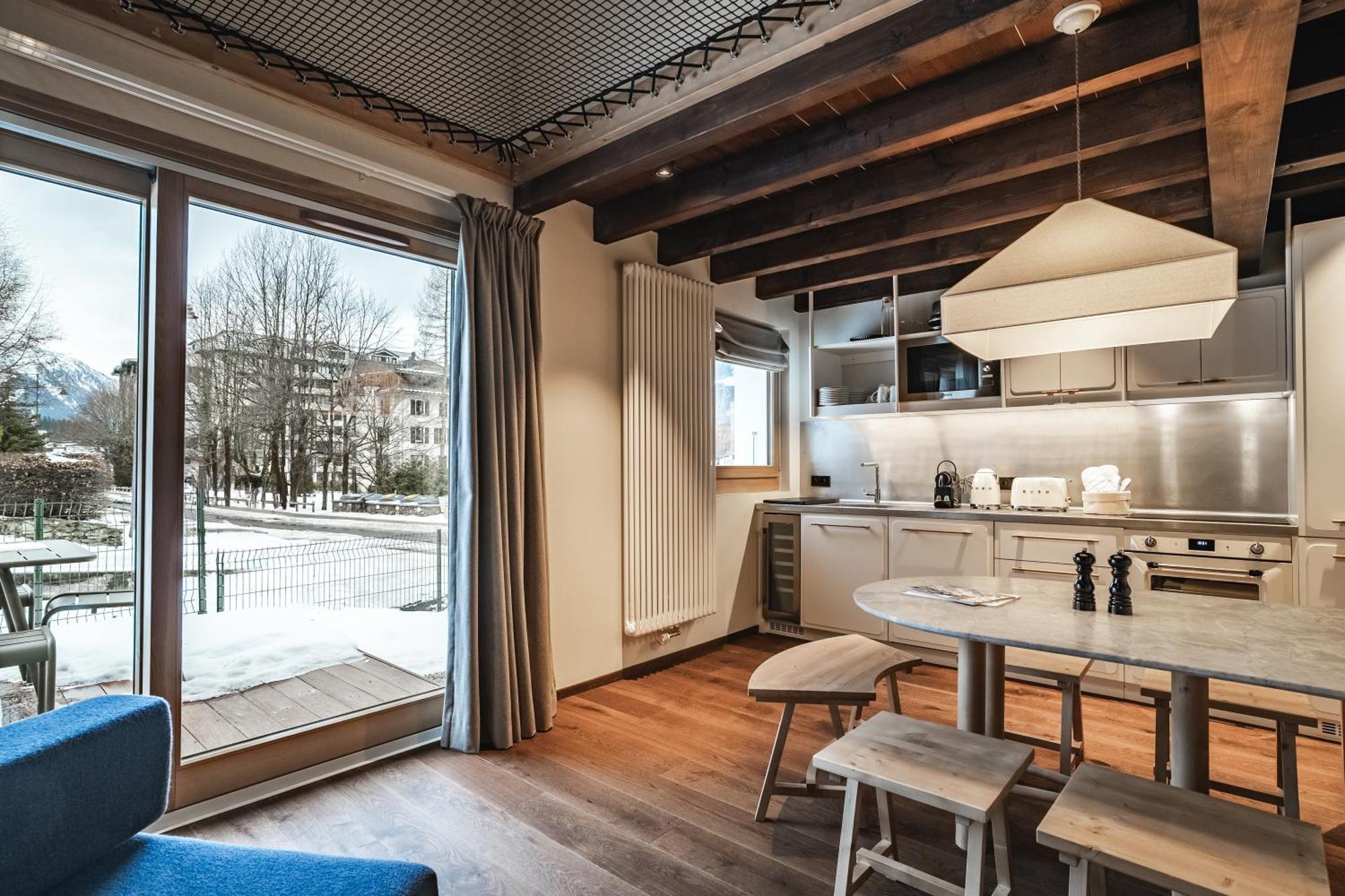 De L'heliopic Aparthotel 4*