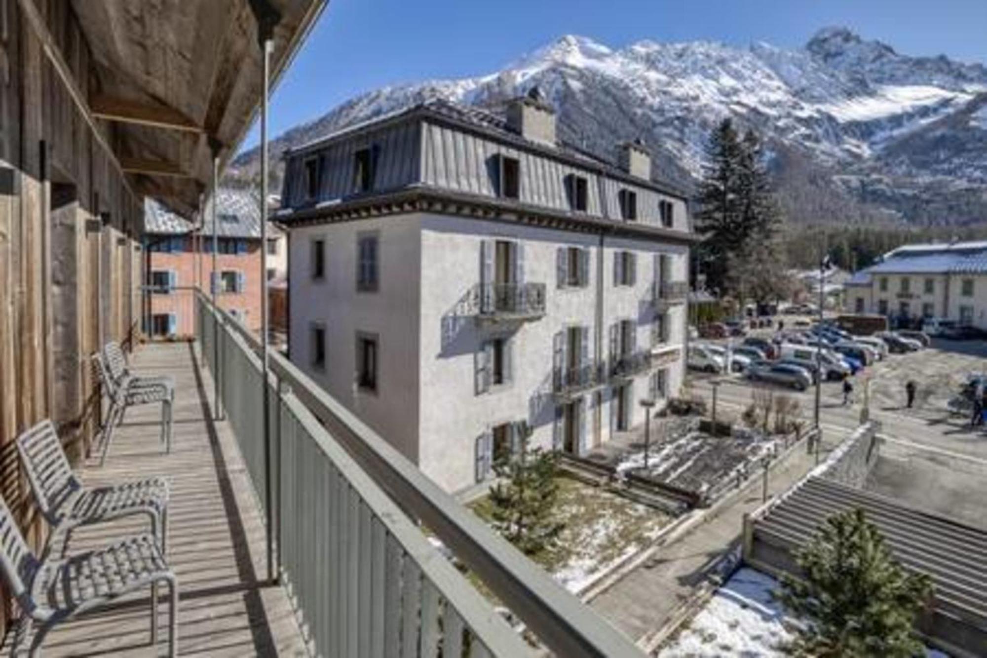 Ruby - Luxurious Duplex 180 M2 Apartment