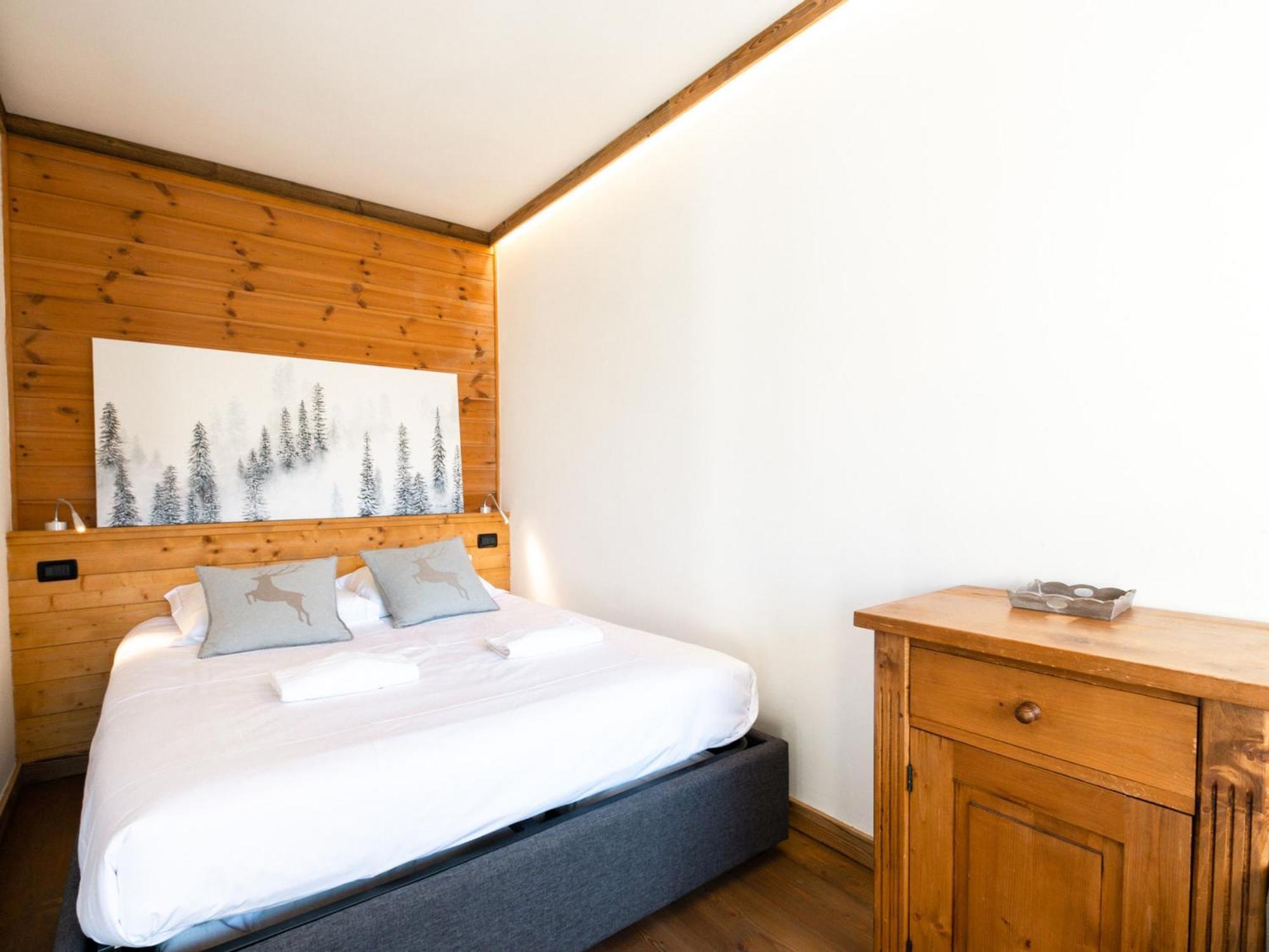 Chaleureux 4 Pers Avec Terrasse Et Wifi, Centre - Fr-1-343-222 *