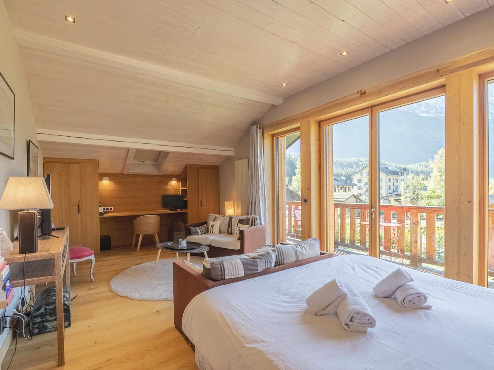 Superbe Avec Grand Jardin, 5 Chambres, Parking Et Wifi - Fr-1-343-177 Chalet *