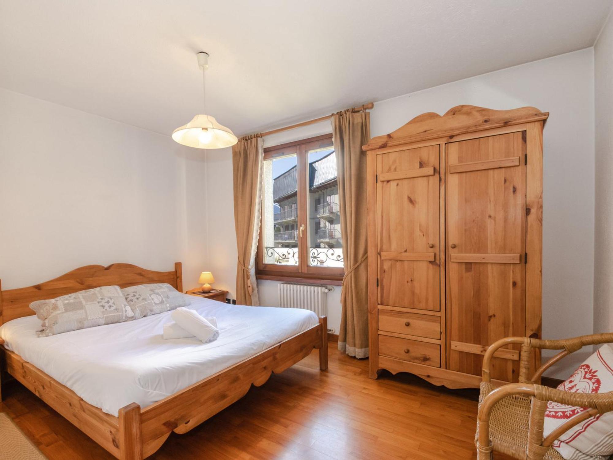 Bel Avec Balcon Et Parking A - Fr-1-343-236 Chamonix