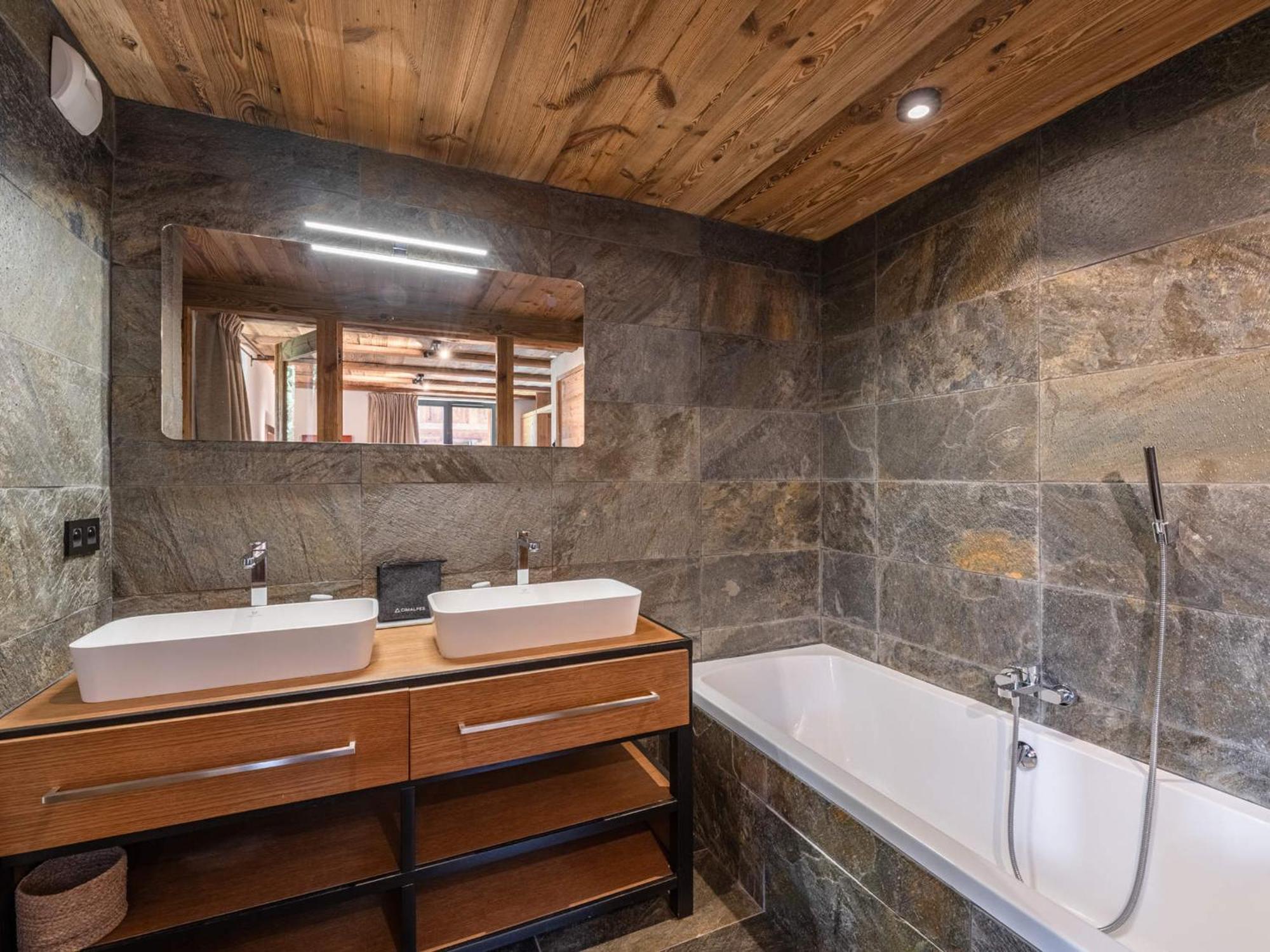 A Avec Sauna Et Jacuzzi - Fr-1-343-253 Chalet Chamonix